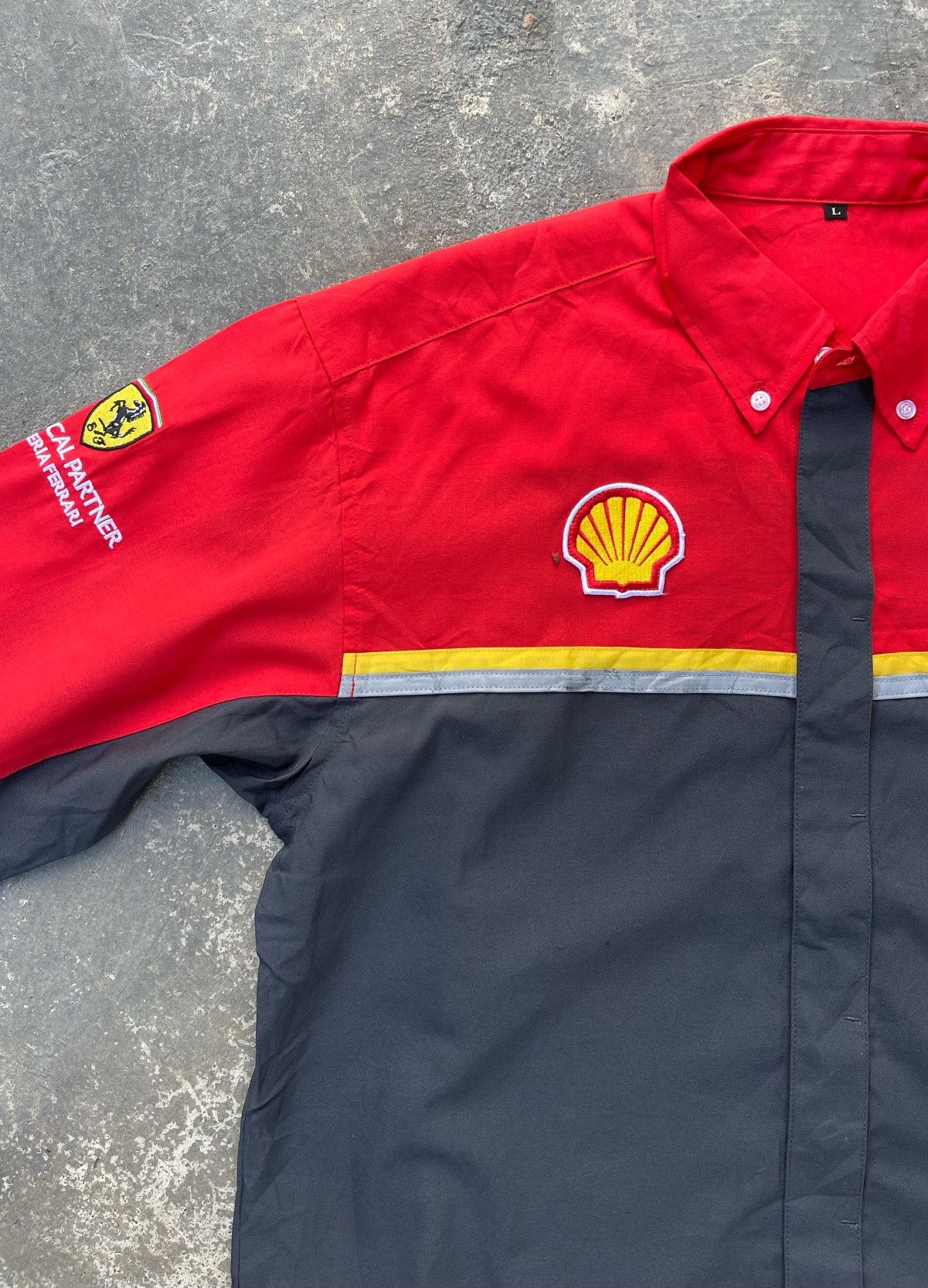 Ferrari × Sports Specialties 🔥Vintage Shell x Ferrari Workshirt Button Ups Size US L / EU 52-54 / 3 - 4 Thumbnail