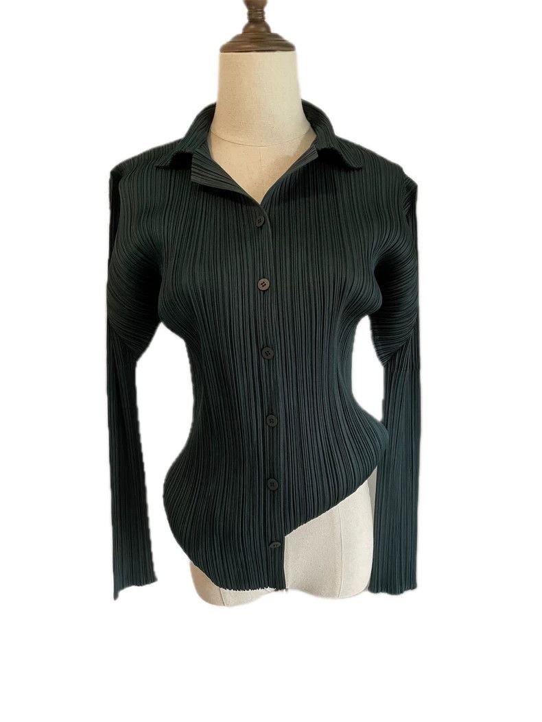 Issey Miyake Issey Miyake Long sleeves with right-angled shoulders Size L / US 10 / IT 46 - 1 Thumbnail
