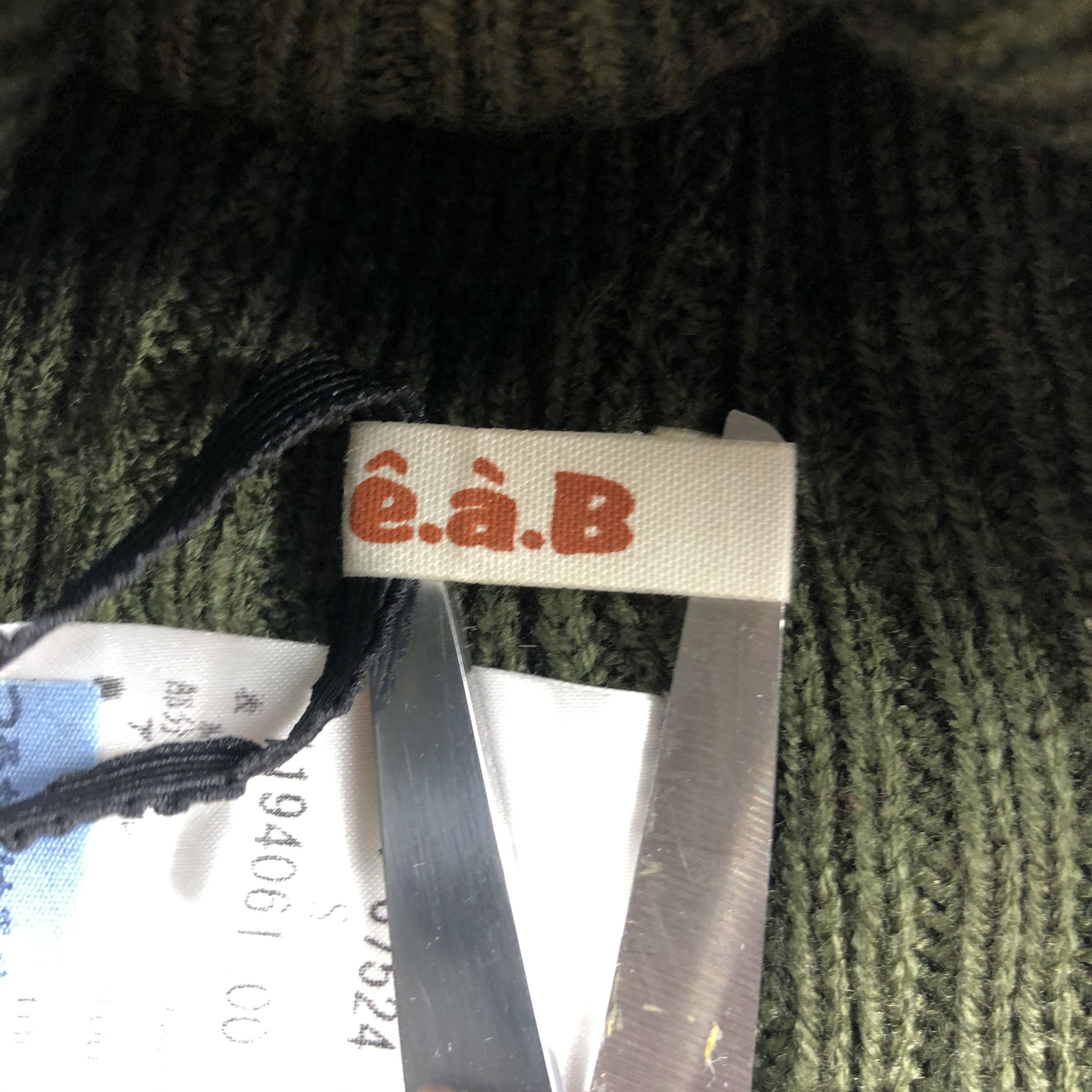Vintage Eab Skull Bobble Beanie Snow Hat Snow Cap -D122 Size ONE SIZE - 5 Thumbnail