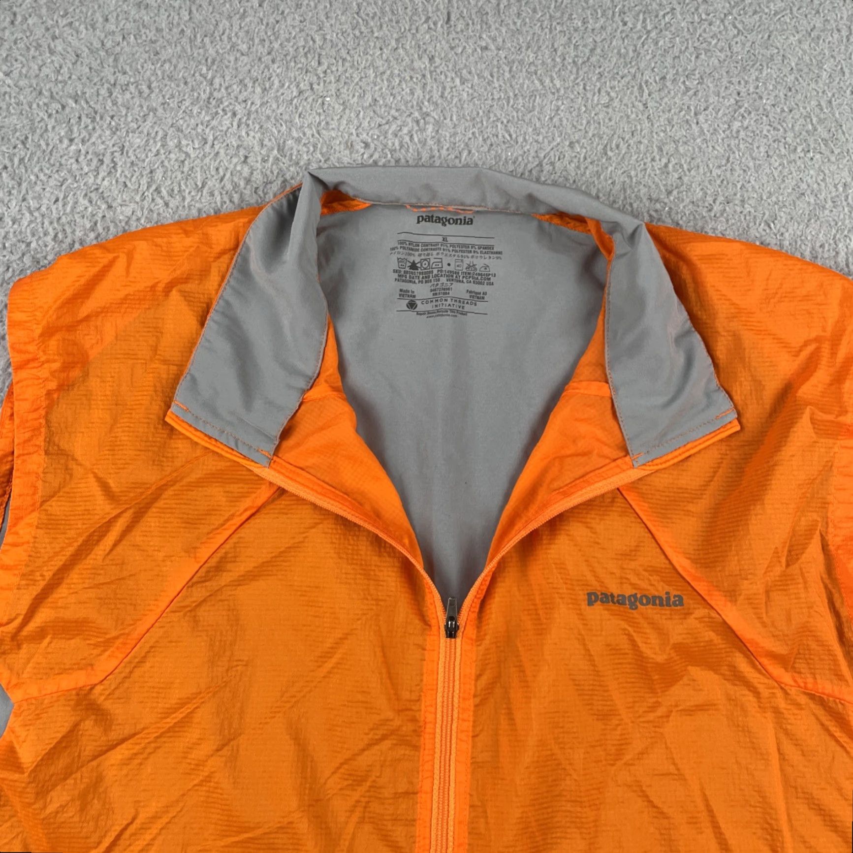 Patagonia Patagonia Windbreaker XL Hazard Orange Reflective Logo Jacket Men Size US XL / EU 56 / 4 - 2 Thumbnail