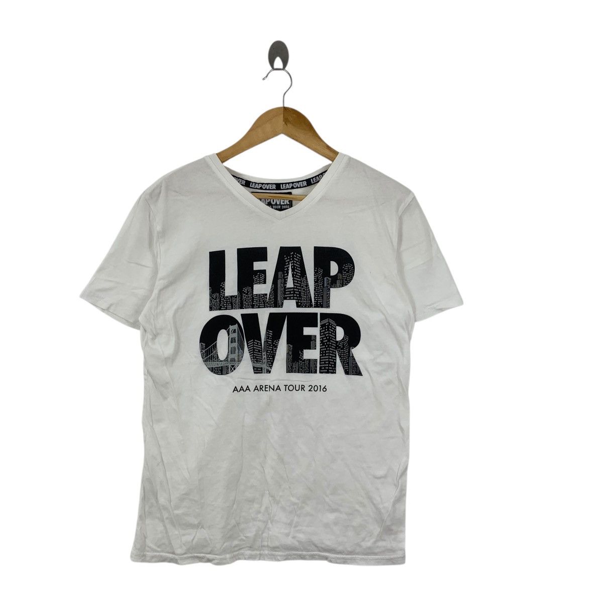 Band Tees AAA ATTACK ALL AROUND Japan Pop Group Idol Tee Shirt Top Size S / US 4 / IT 40 - 3 Thumbnail