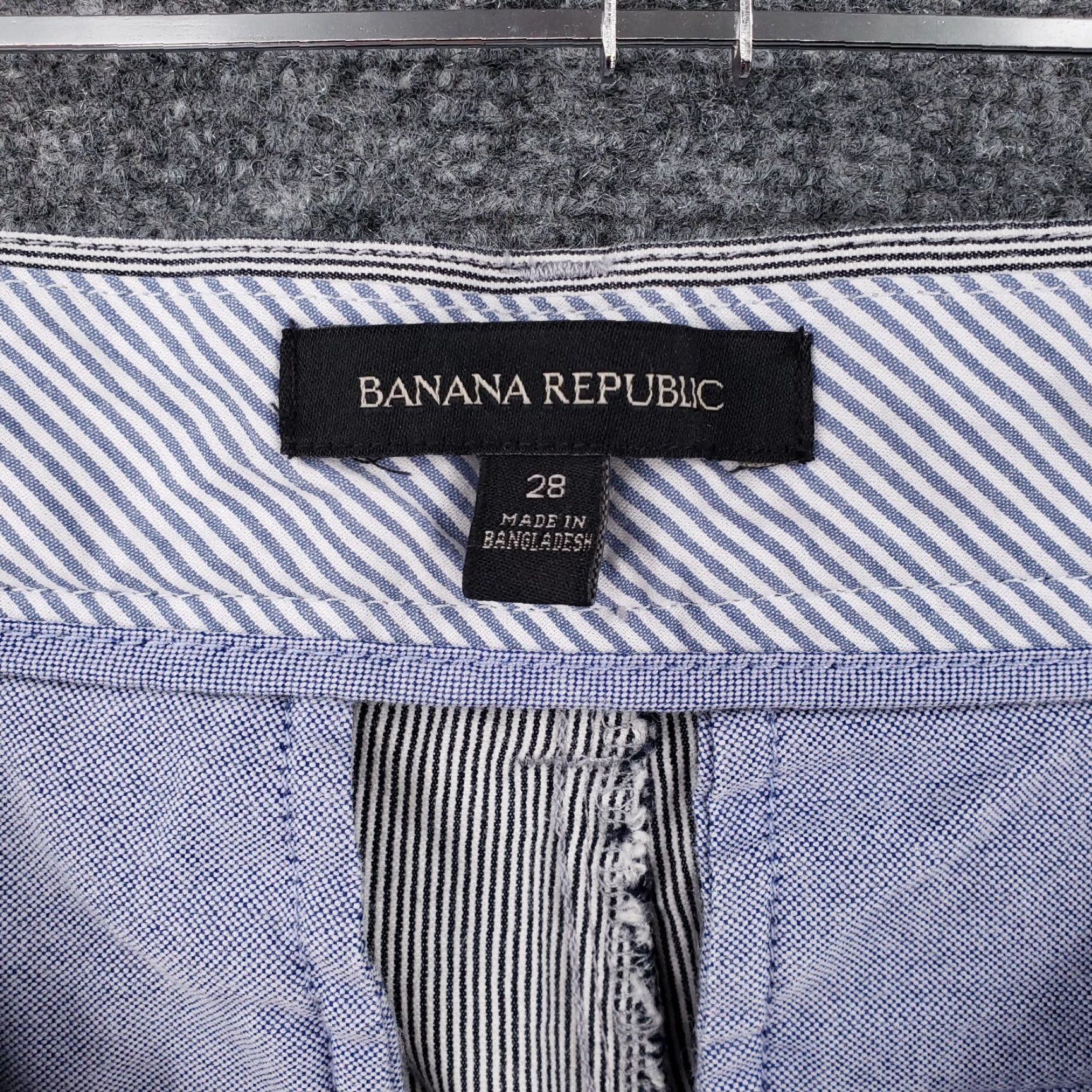 Banana Republic Banana Republic Shorts Mens 28x10 White Striped Chino Flat Front Cotton Casual Shirt Size US 28 / EU 44 - 4 Thumbnail