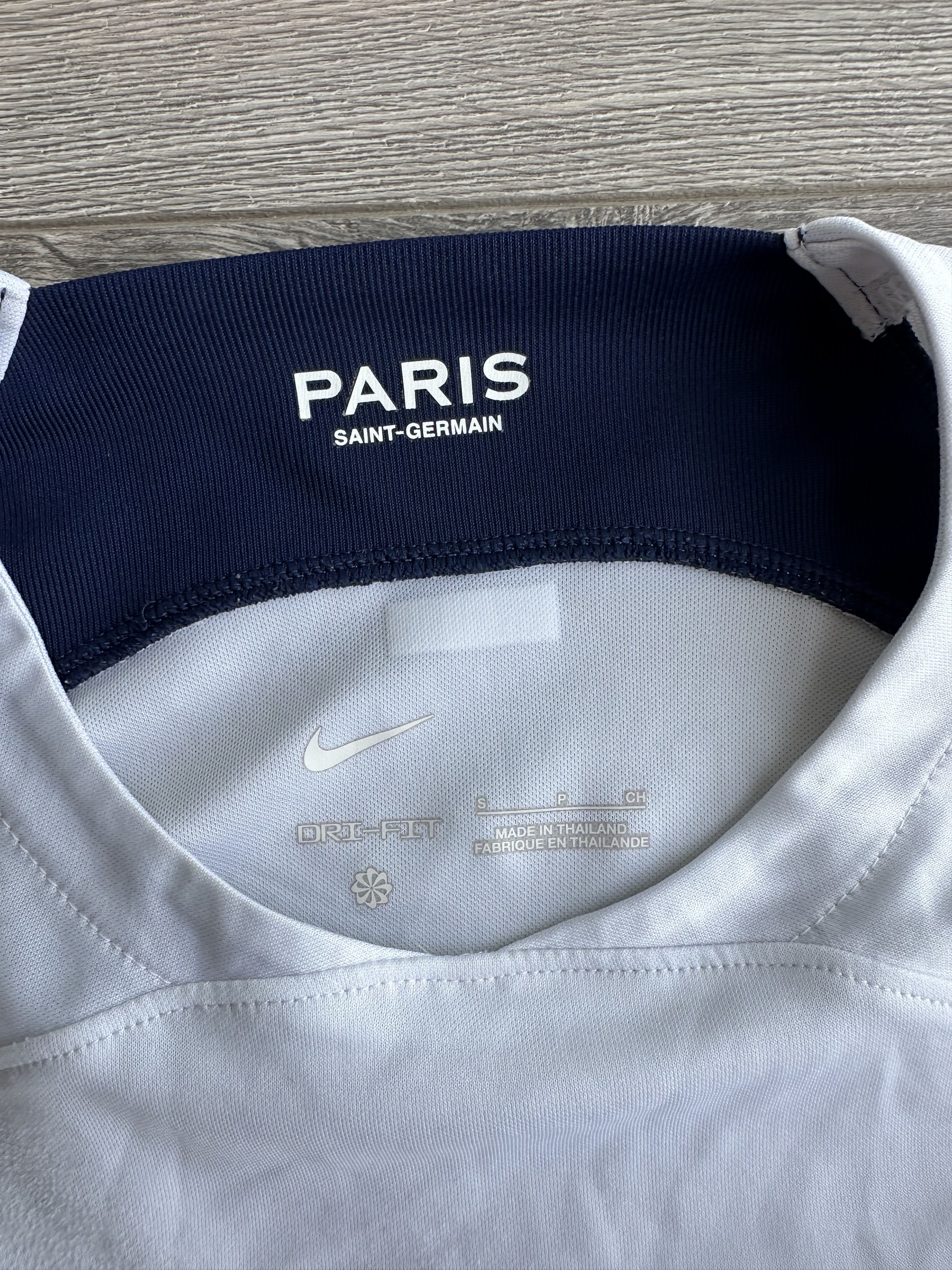 Nike Nike Psg Soccer Jersey t shirt Size US S / EU 44-46 / 1 - 7 Thumbnail