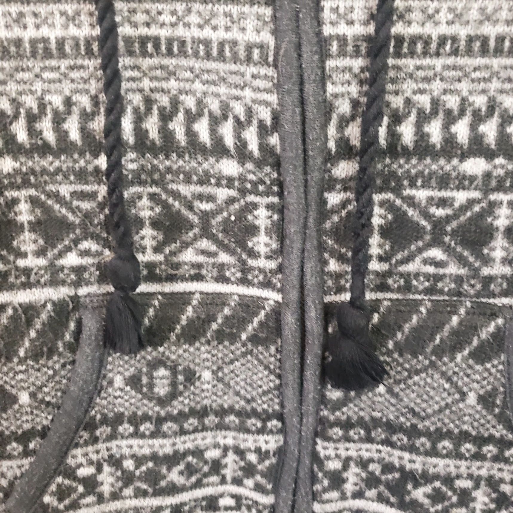 American Eagle Outfitters VINTAGE American Eagle Outfitters Full Zip Hoodie Shirt M Gray Black Geometric Aztec Boho Southwestern Unisex Adults Mens Womens Size M / US 6-8 / IT 42-44 - 7 Thumbnail
