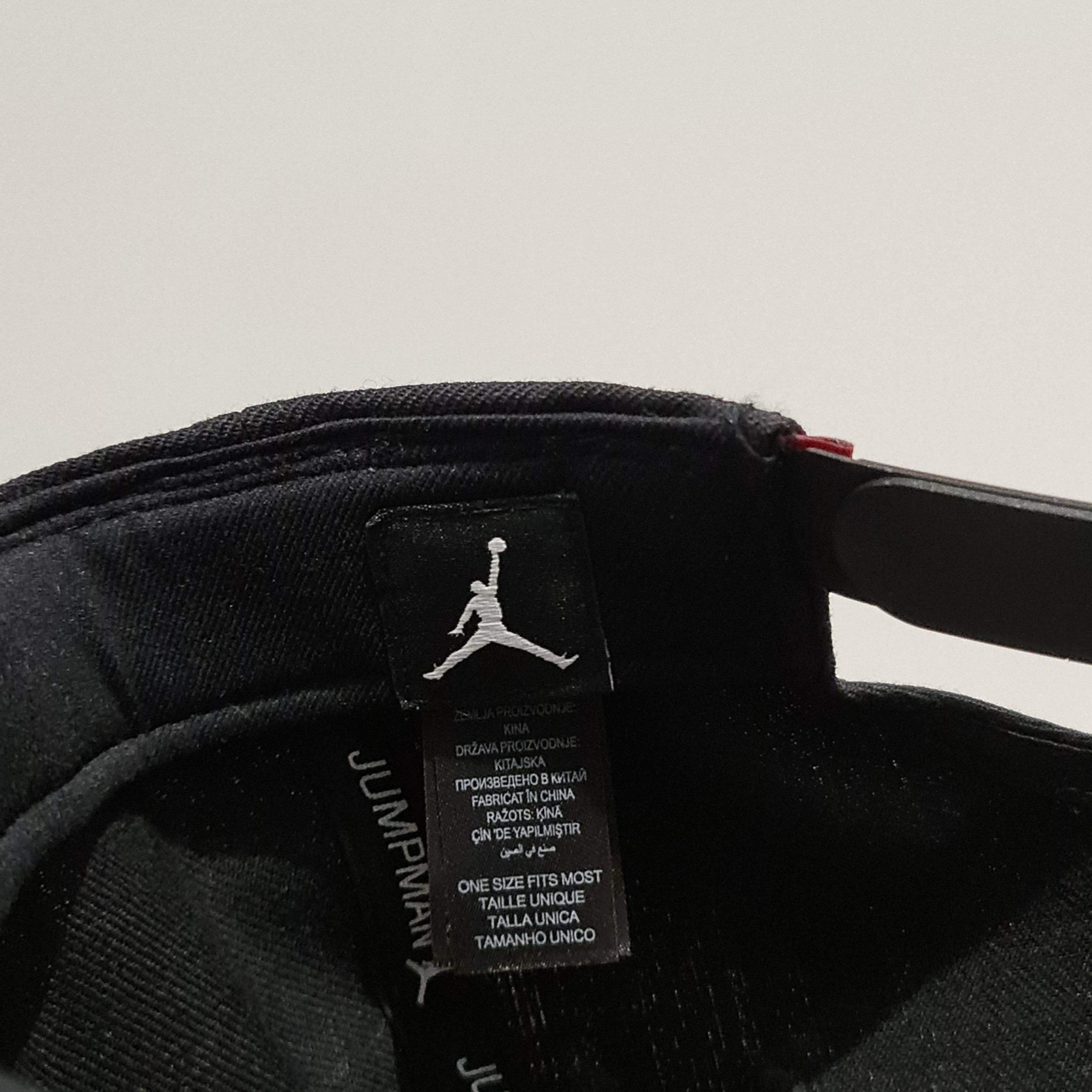 Jordan Brand Jordan Cap Snapback 'AJ1 x Paris Saint-Germain' Black Size ONE SIZE - 8 Thumbnail
