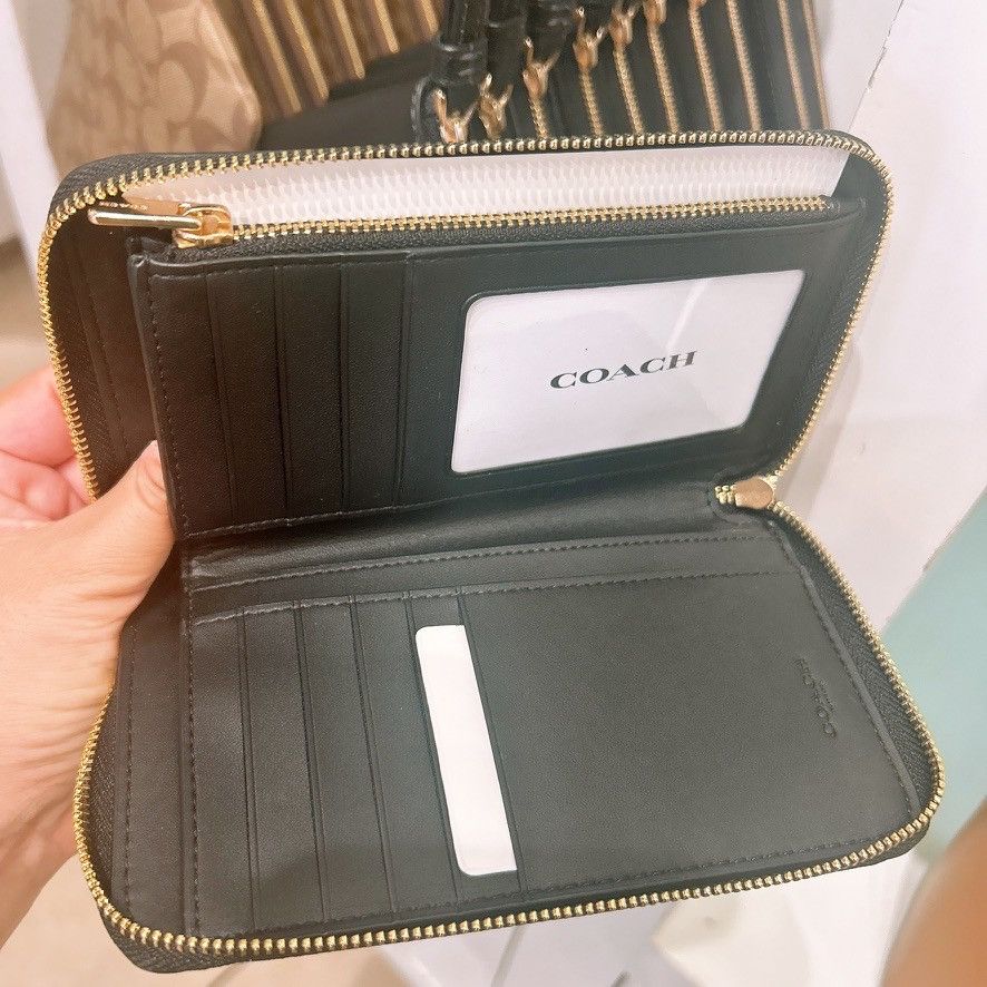 Coach Medium Id Zip Wallet C4124 Size ONE SIZE - 2 Thumbnail
