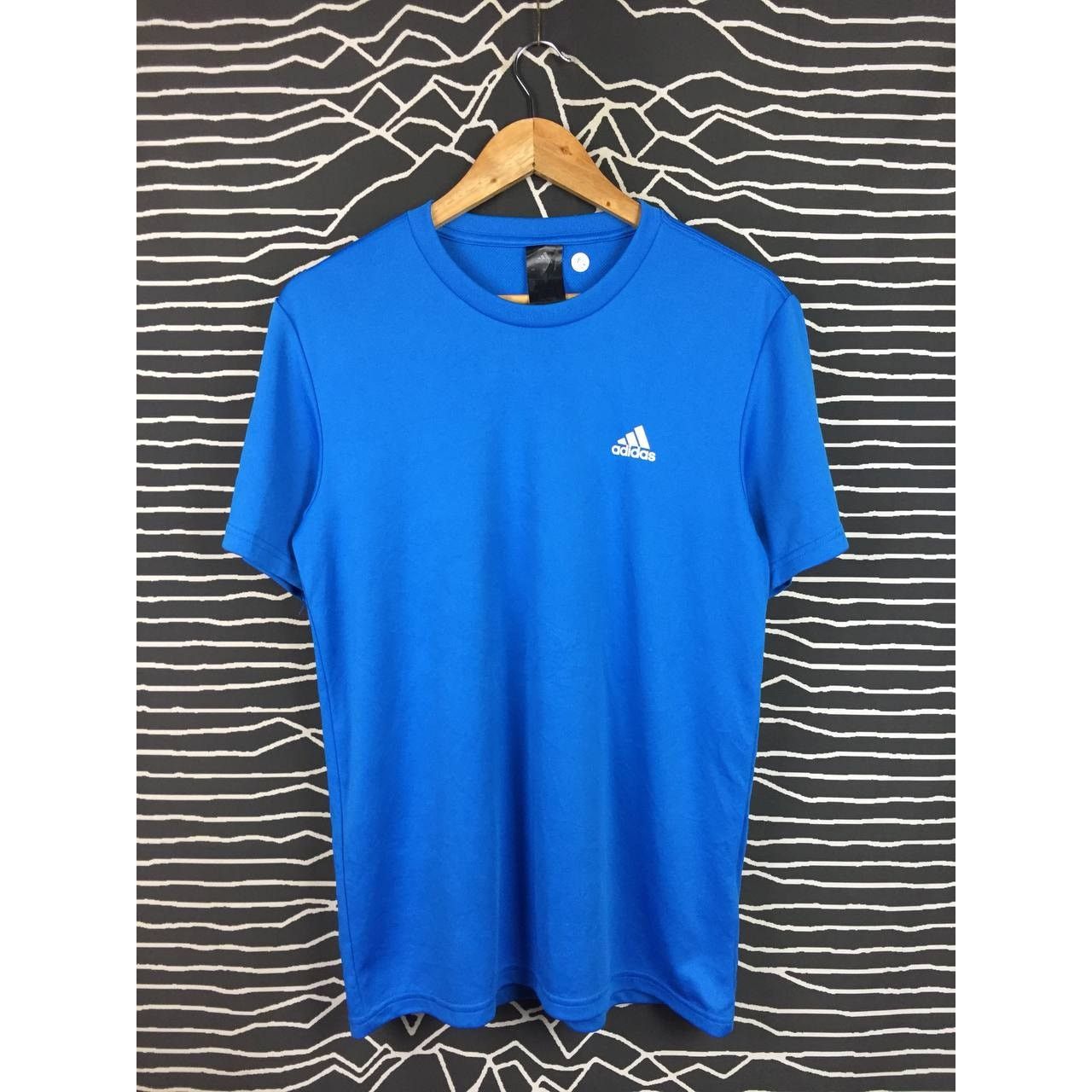 Adidas × Vintage Adidas Small Logo Exercise Performance Activewear Tee Size US M / EU 48-50 / 2 - 1 Thumbnail