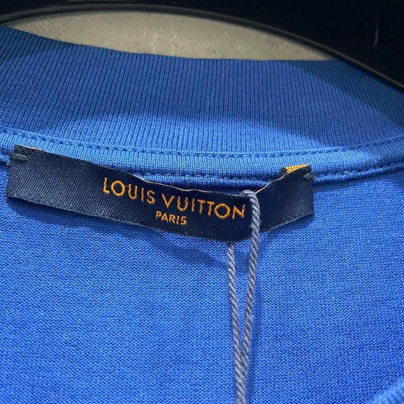 Louis Vuitton Louis Vuitton Full-print gradient short sleeve Size US L / EU 52-54 / 3 - 4 Thumbnail