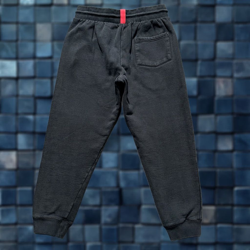 100 Thieves 100 Thieves Jogger Sweatpants Mens M Black Embroidered Pockets Slim Fit Casual EUC Size US 31 - 1 Thumbnail
