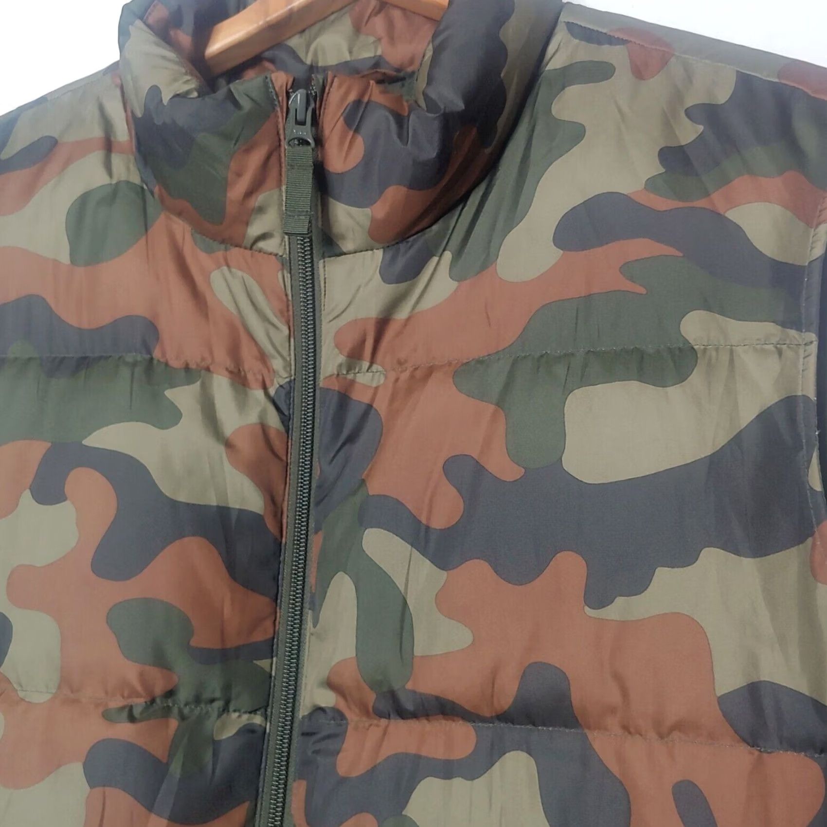 Lands' End Lands' End Puffer Vest Large Woodland Camo Down Green Camouflage Hunt Vest Mens Regular L Quilted Pockets Size US L / EU 52-54 / 3 - 5 Thumbnail