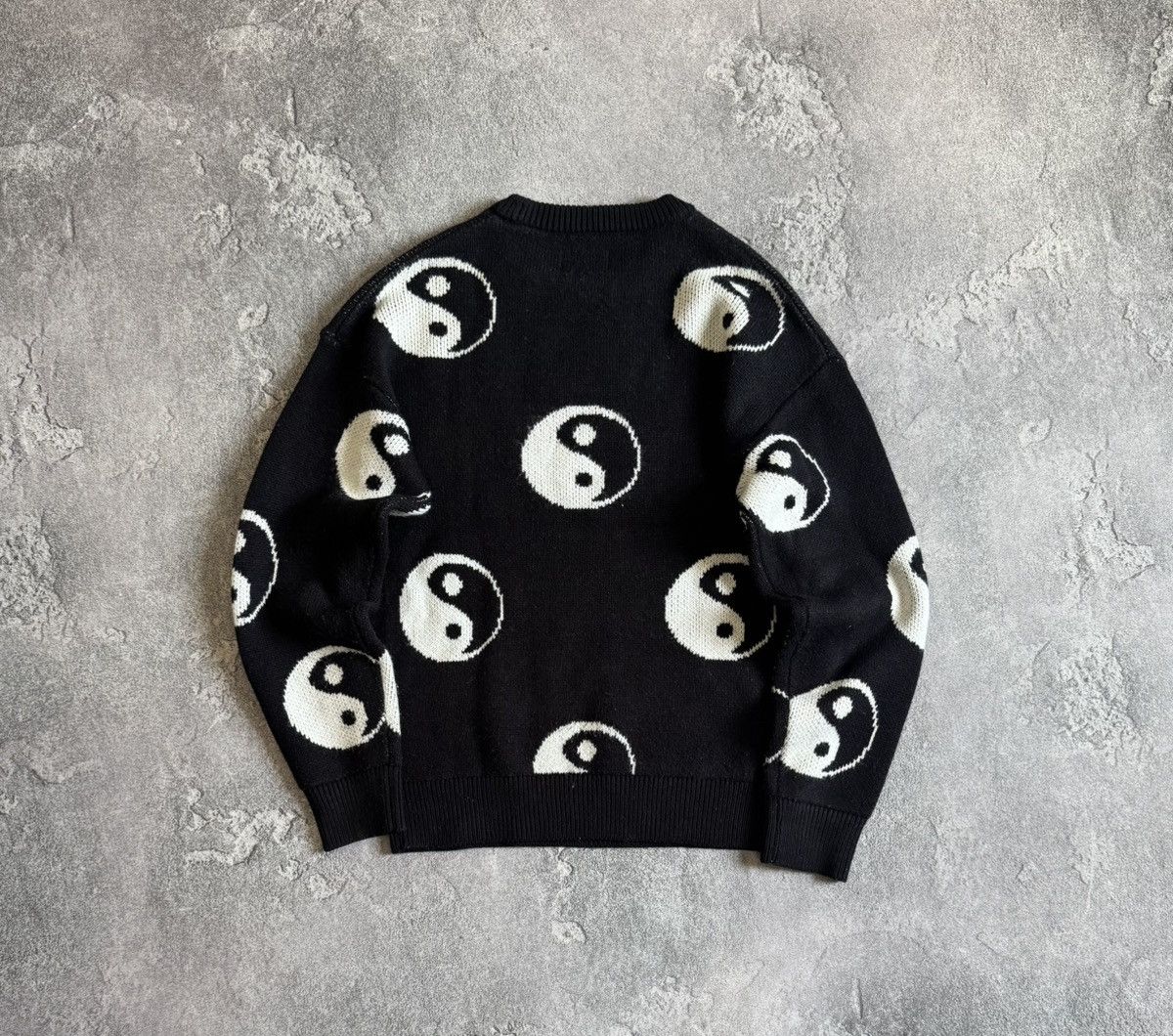 Japanese Brand Retro vintage Yin and Yang ☯️ sweater pullover knitwear y2K Size US M / EU 48-50 / 2 - 10 Thumbnail
