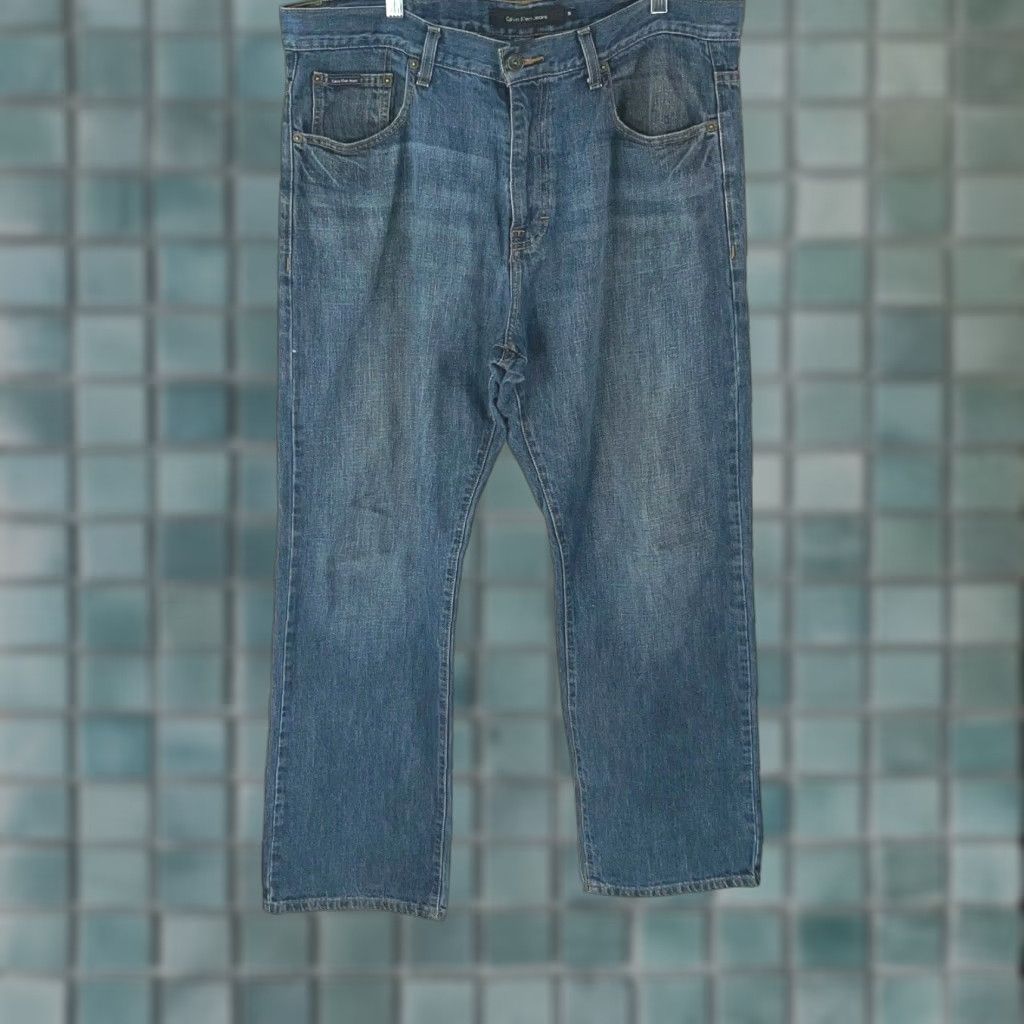 Calvin Klein Calvin Klein Jeans Mens Straight Denim 36X30 Blue Mid Rise Stretch 5-Pocket Jeans Mens Regular Size 36X30 Size US 38 / EU 54 - 1 Thumbnail