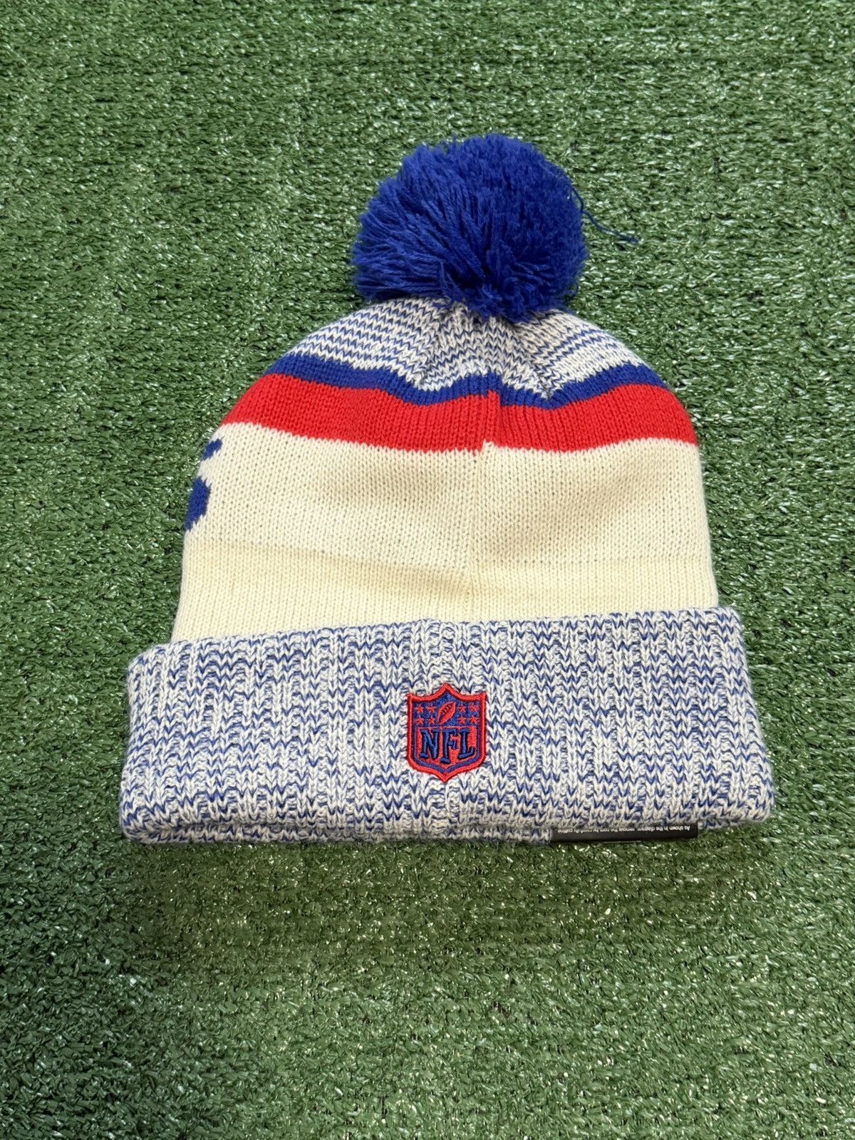 New Era Buffalo Bills Beanie Official Sideline Knit Hat With Pom Size ONE SIZE - 2 Thumbnail