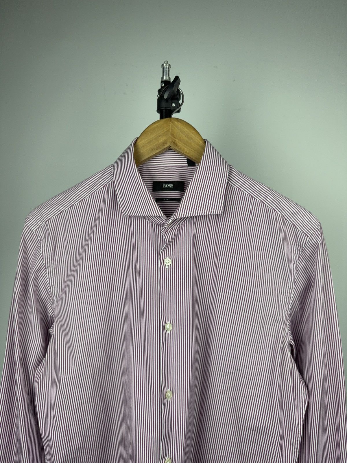 Hugo Boss Luxury BOSS Hugo Boss Slim Fit Striped Dress Shirt 42 16/1/2 Size US L / EU 52-54 / 3 - 2 Thumbnail