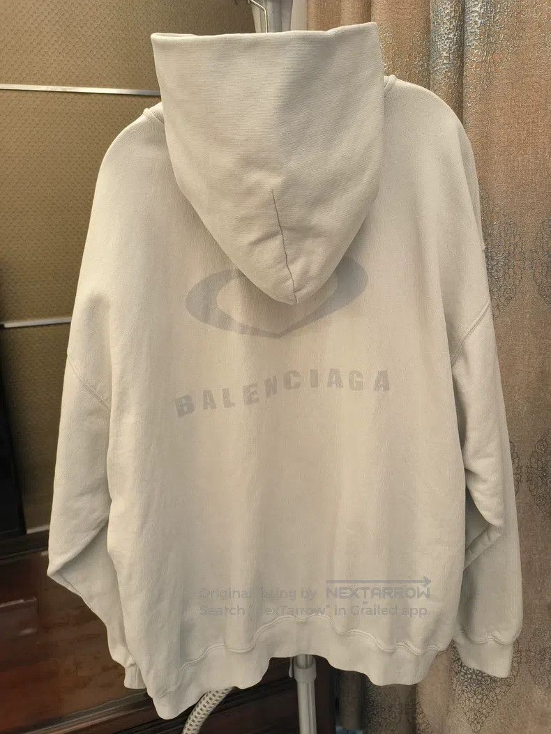 Balenciaga Balenciaga Hooded Long Sleeve Sweatshirt Size US M / EU 48-50 / 2 - 2 Thumbnail