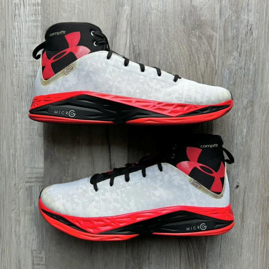 UNDER ARMOUR • Fire Shot White/Red (12M)