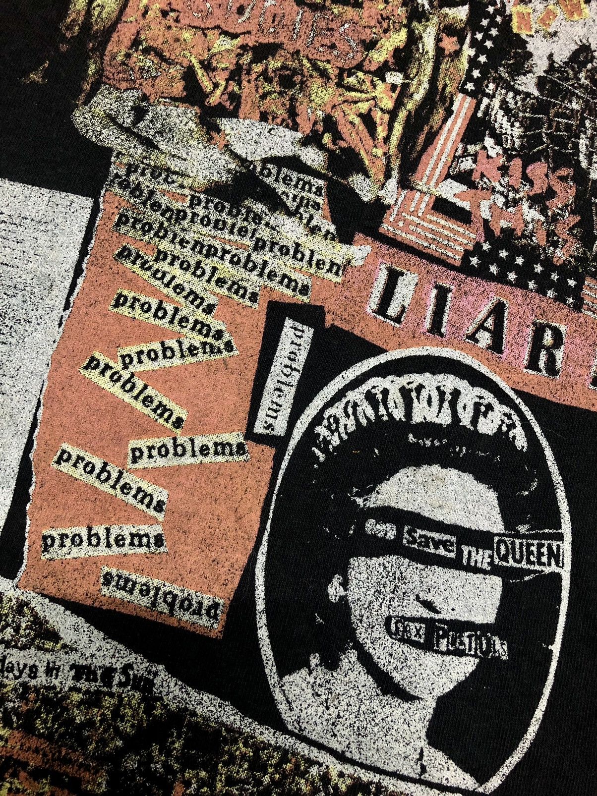 Band Tees Sex Pistols x Uniqlo Full Print Size US S / EU 44-46 / 1 - 2 Thumbnail