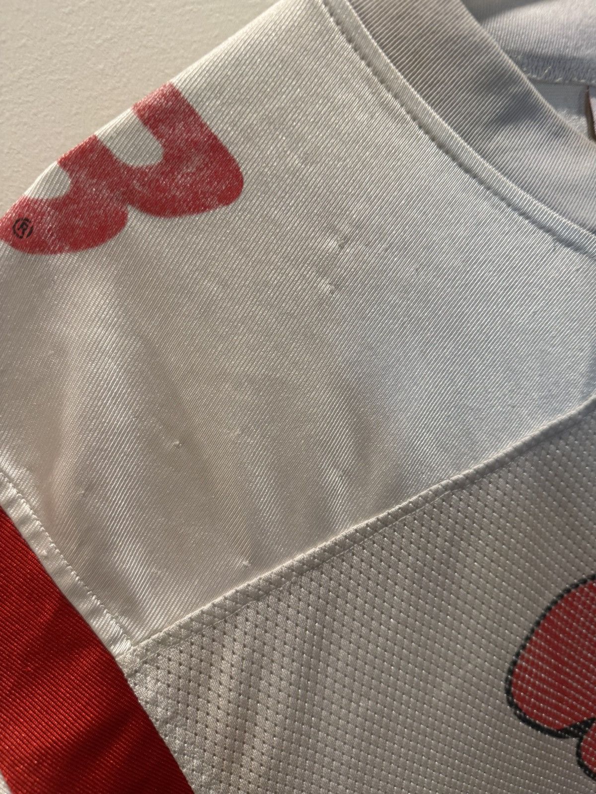 NASCAR THRASHED DALE JR BUDWEISER JERSEY Size US L / EU 52-54 / 3 - 3 Thumbnail