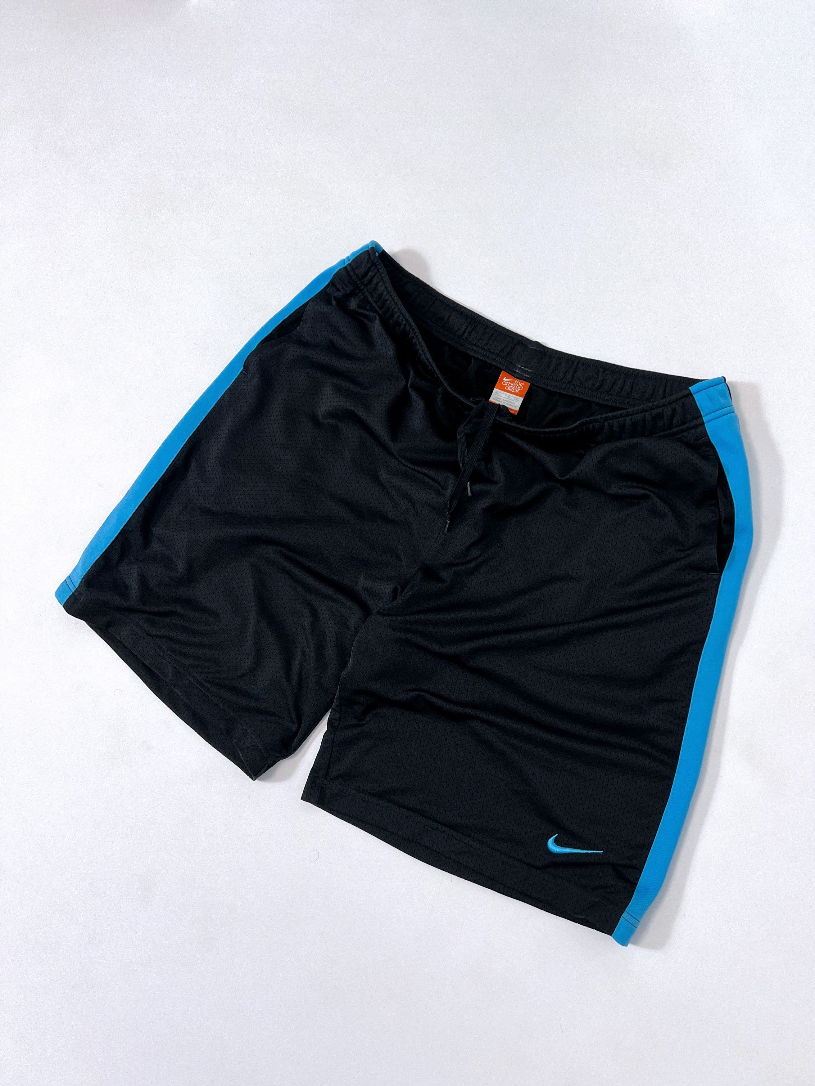 NBA Nike basketball shorts Size US 38 / EU 54 - 3 Thumbnail