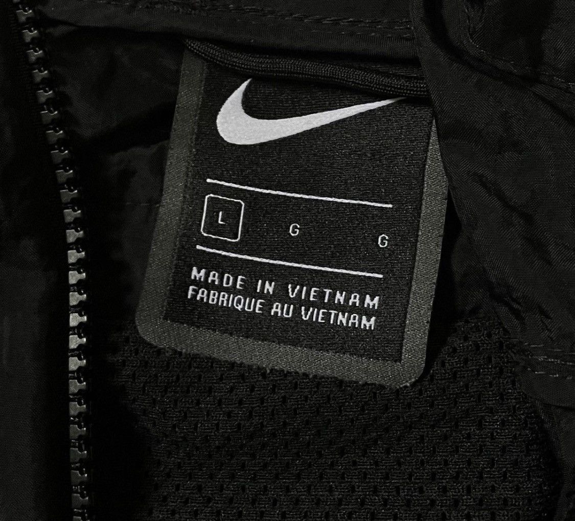 Nike Nike packable black zip hoodie jacket Size US S / EU 44-46 / 1 - 5 Thumbnail