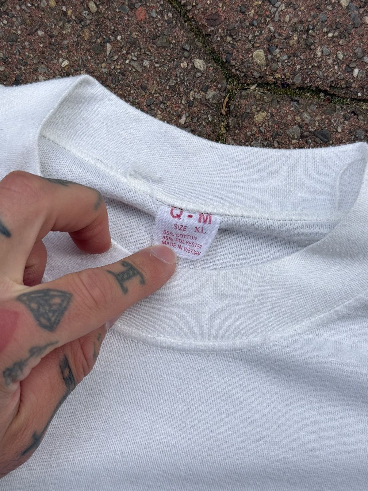 Vintage Vintage paper thin single stitch dragon tee 80s Vietnam Size US XL / EU 56 / 4 - 4 Thumbnail