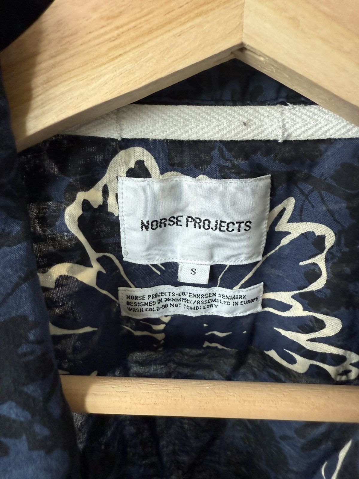 Norse Projects Contrast Flower Button-Up Shirt Size US S / EU 44-46 / 1 - 2 Thumbnail