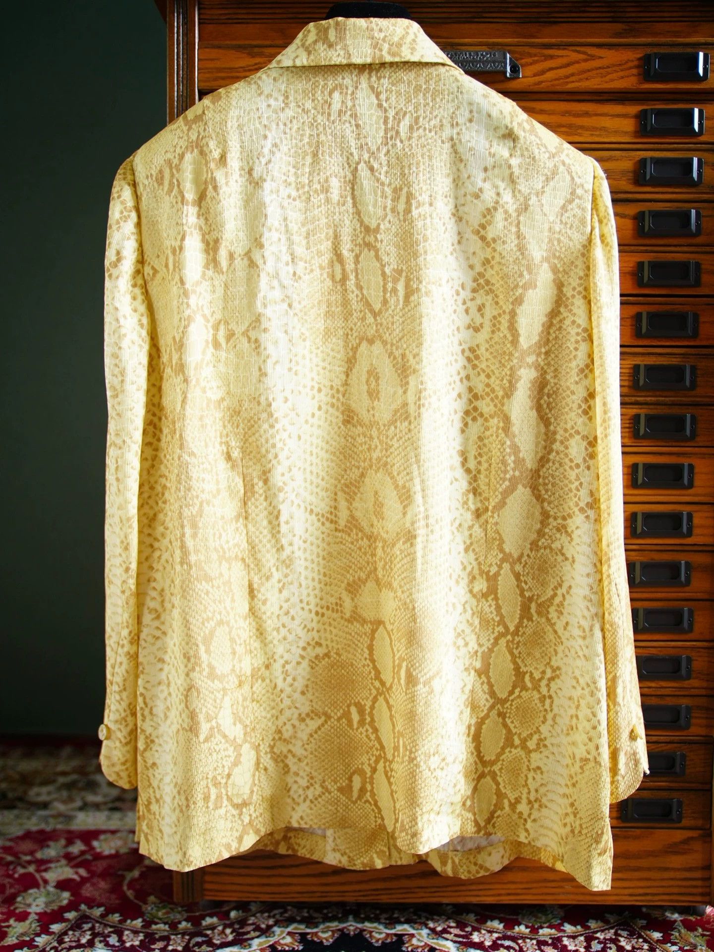 Vintage Vintage Golden Python Print Shirt L Size L / US 10 / IT 46 - 2 Thumbnail