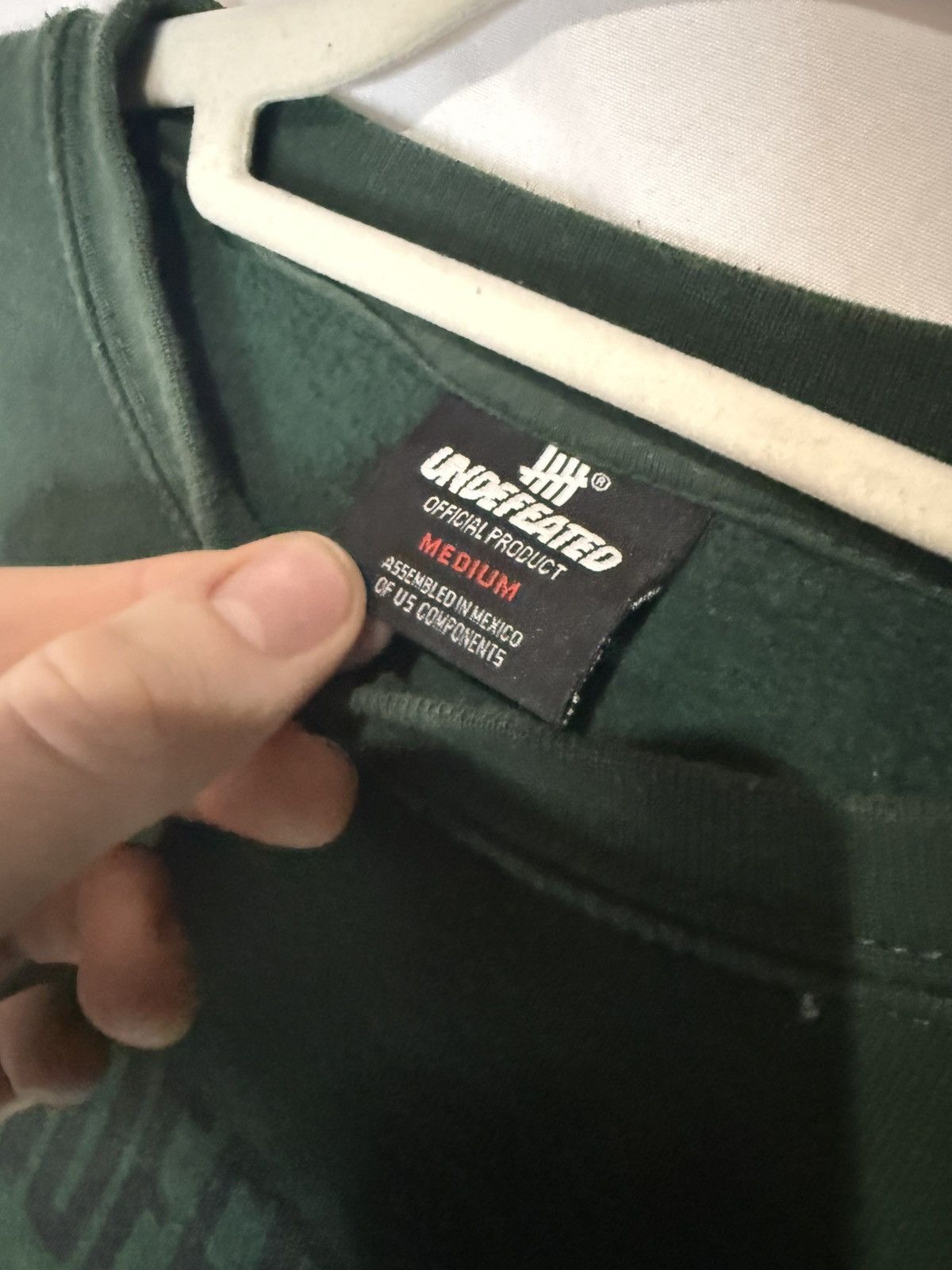 Undefeated Undefeated No. 1 Ammo Bullet Tally Logo L/S Crewneck Green Size US M / EU 48-50 / 2 - 4 Thumbnail