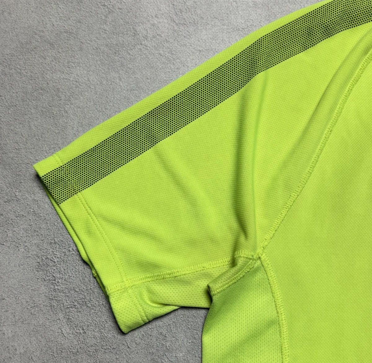 Nike Brazil 2013 2014 Football Shirt Soccer Jersey Nike Size US L / EU 52-54 / 3 - 5 Thumbnail
