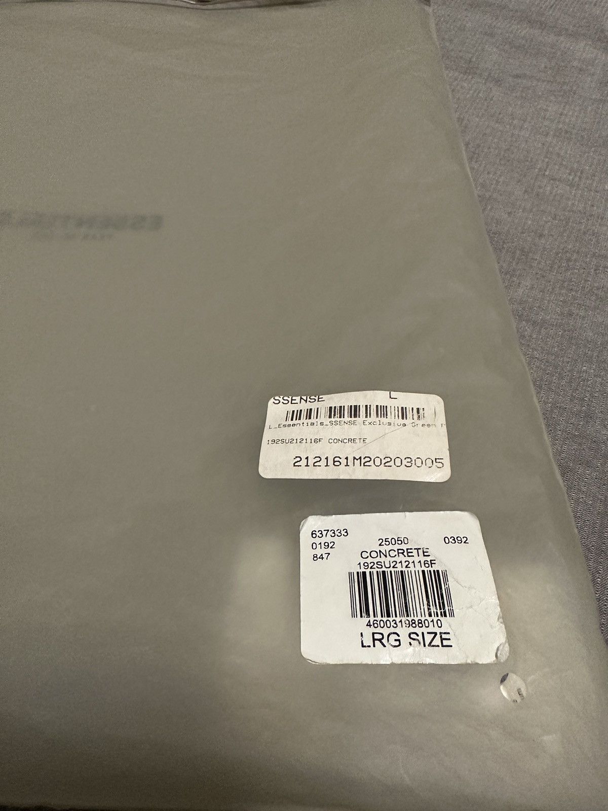 Essentials × Fear of God Fear Of God Essentials SSENSE Exclusive Hoodie Concrete Size US L / EU 52-54 / 3 - 5 Thumbnail