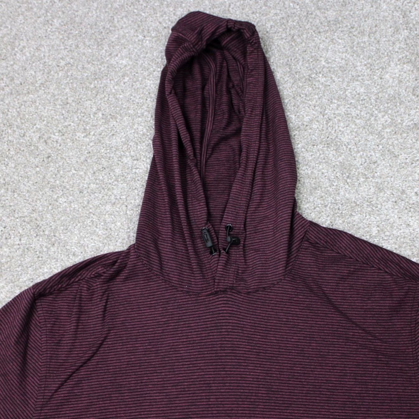 Vintage 01. Algo Hoodie Mens Large Red/Black 01. Performance Quick Dry UV SPF 40+ Stretch Shirt Hooded Pullover Size US L / EU 52-54 / 3 - 3 Thumbnail