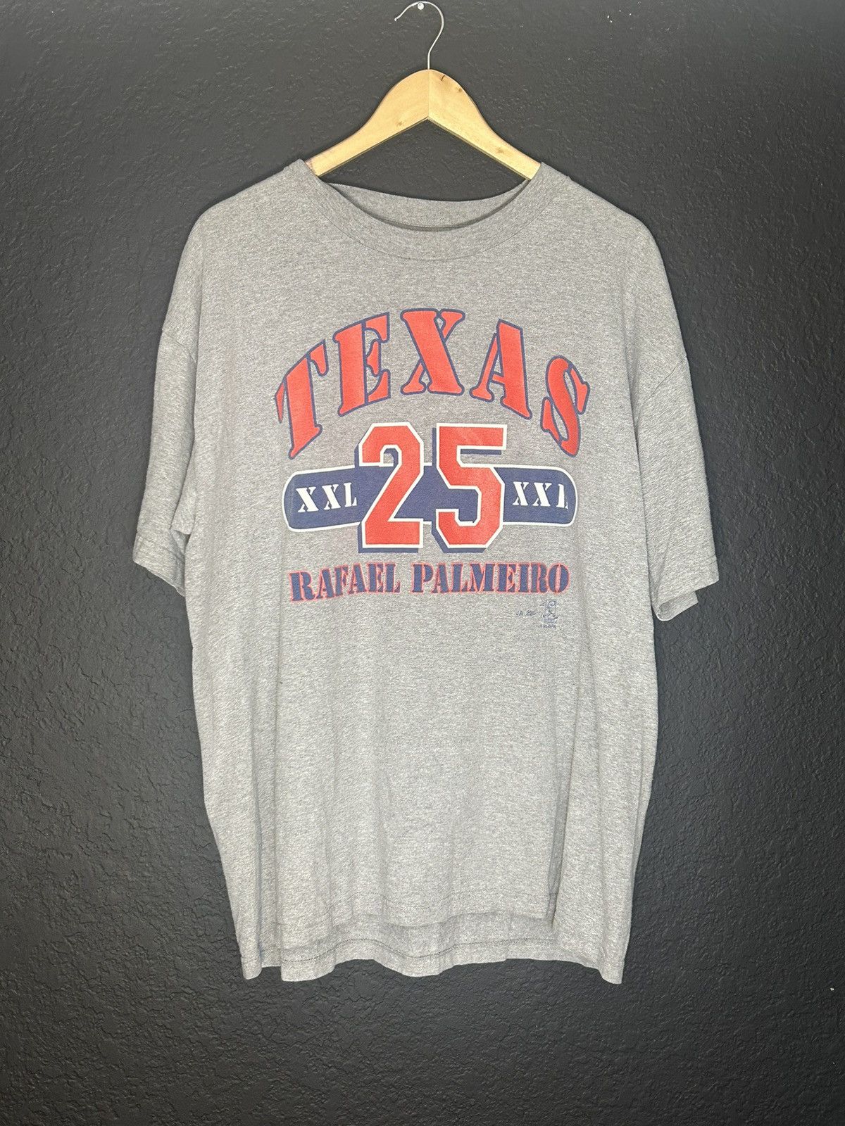 MLB × Vintage Y2K Texas Rangers Rafael Palmeiro T Shirt Size US XL / EU 56 / 4 - 1 Thumbnail