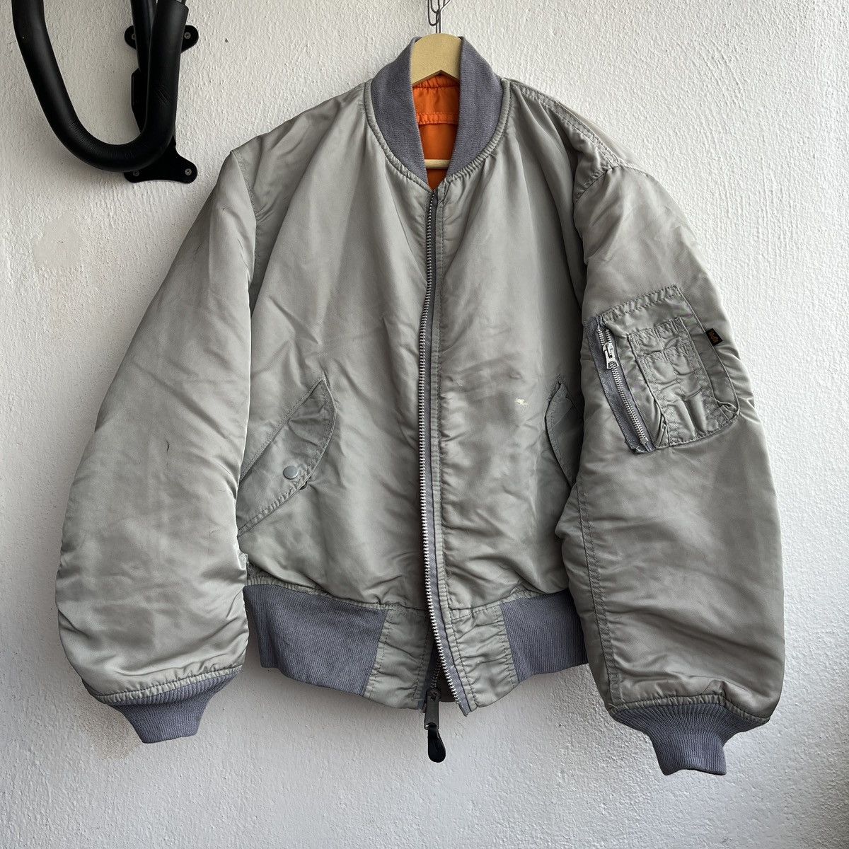 Alpha Industries VINTAGE ALPHA INDUSTRIES AVIREX MA-1 BOMBER FLIGHT JACKET Size US L / EU 52-54 / 3 - 1 Thumbnail