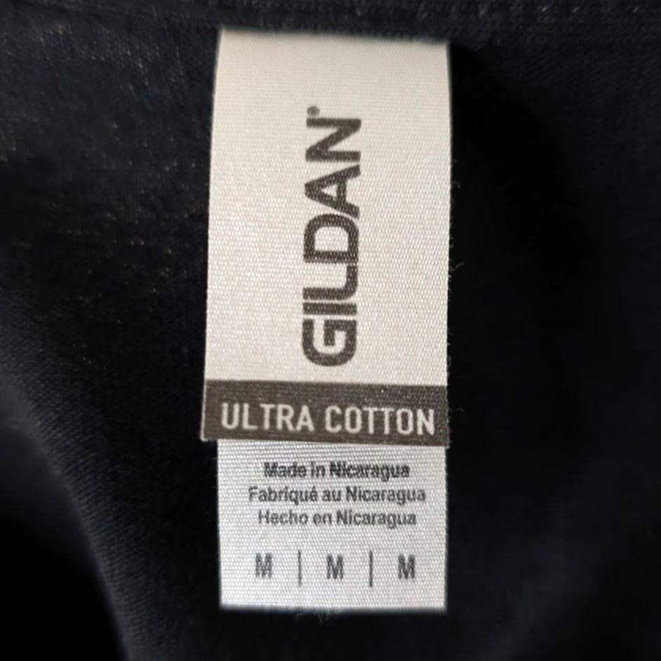 Gildan Anna Maria Island T Shirt Mens Size Medium Black Surrender The Booty Pirate Size US M / EU 48-50 / 2 - 5 Thumbnail