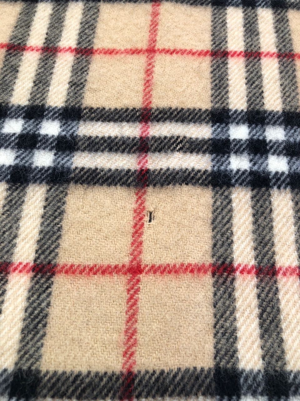 Burberry × Vintage Vintage 90s Burberrys Nova Check Oversized Scarves/Muffler Size ONE SIZE - 7 Thumbnail