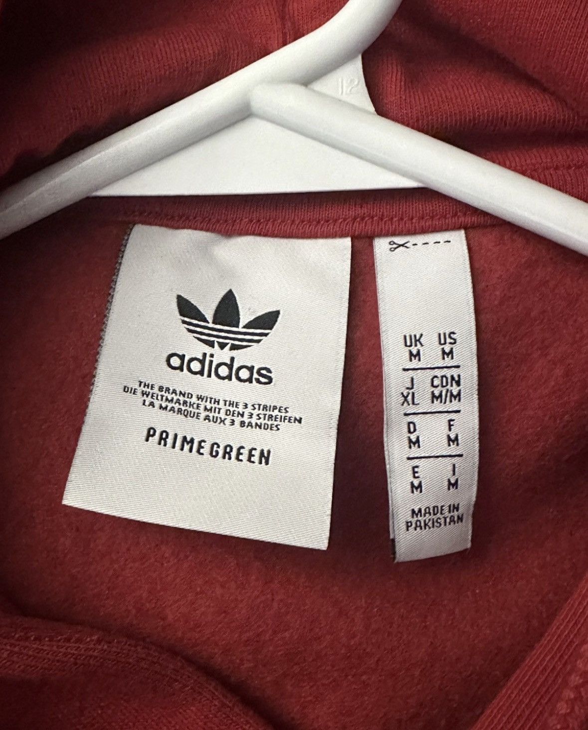 Adidas FC Bayern Essentials Trefoil Hoodie Size US M / EU 48-50 / 2 - 5 Thumbnail