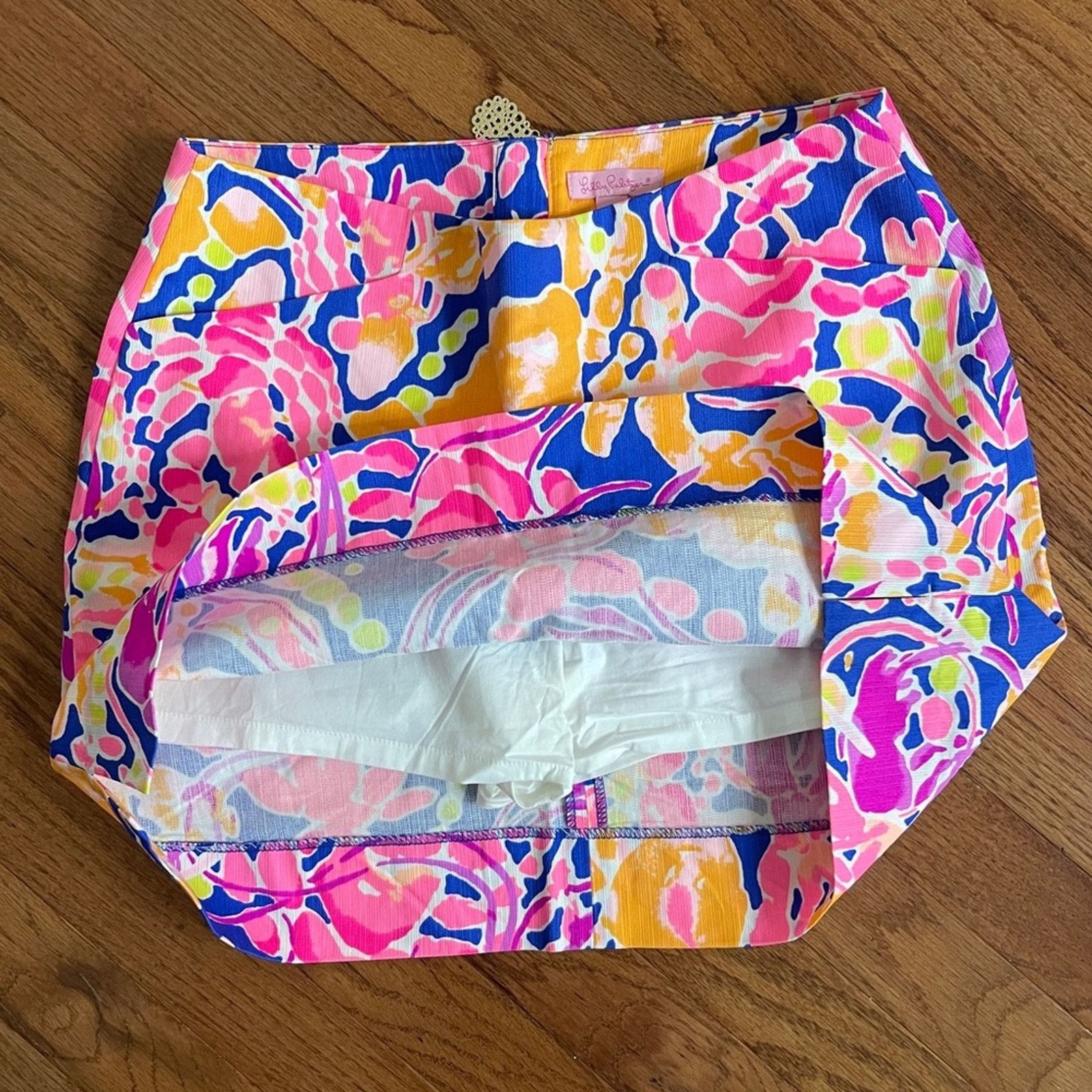 Lilly Pulitzer Lilly Pulitzer Marigold Catch And Release Skort Size 26" / US 2 / IT 38 - 6 Thumbnail