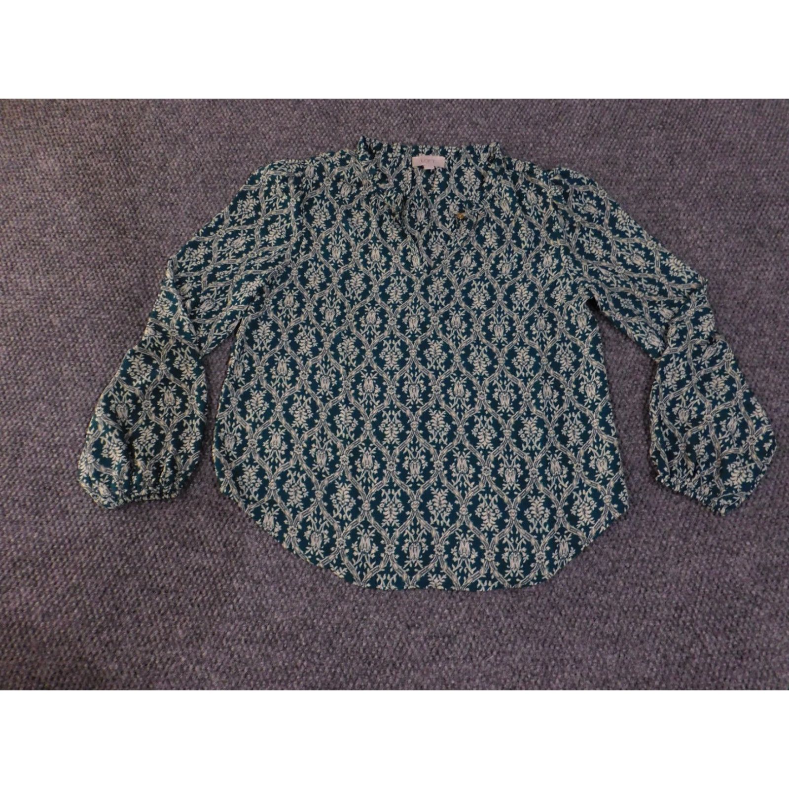 Loft LOFT Shirt Womens Small green Floral Long Sleeve Button Henley Blouse Boho Casual Tunic Vintage: No Size S / US 4 / IT 40 - 2 Thumbnail
