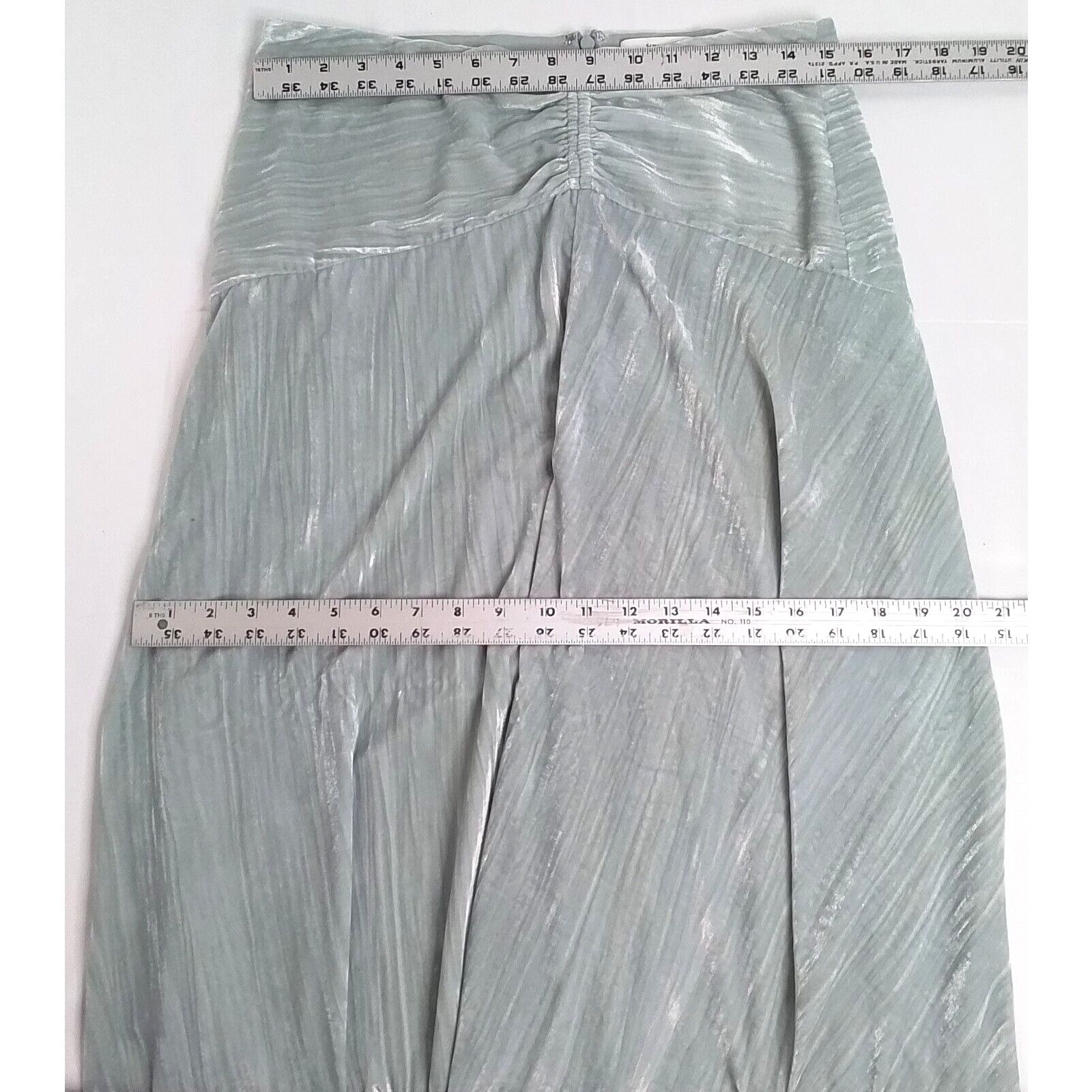 Vince Vince Velvet Skirt Women's 6 Sage Green Ruched Asymmetric Size 28" / US 6 / IT 42 - 6 Thumbnail