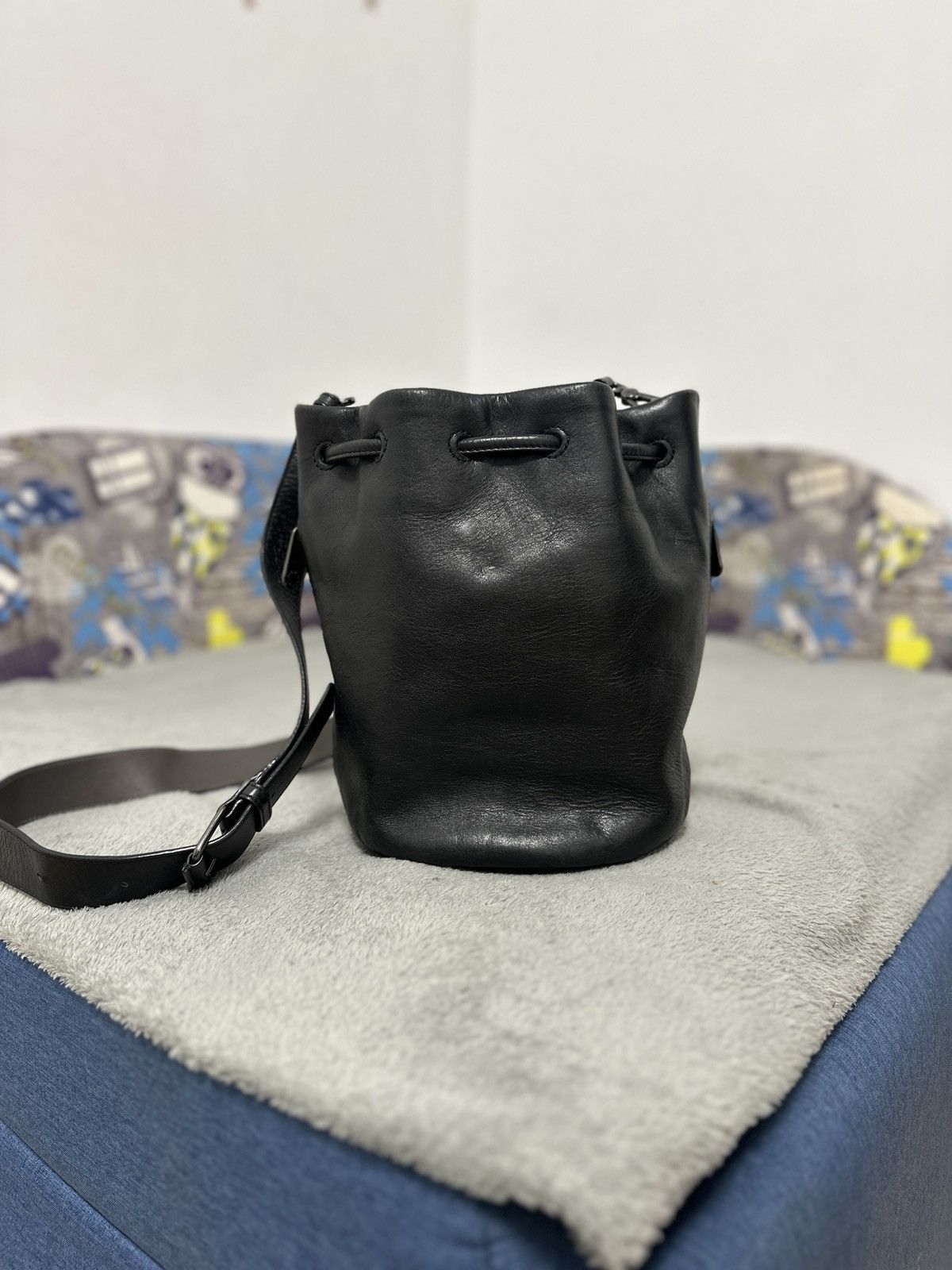Marc by Marc Jacobs Marc by Marc Jacobs Cow Leather Bucket Bag Size ONE SIZE - 5 Thumbnail