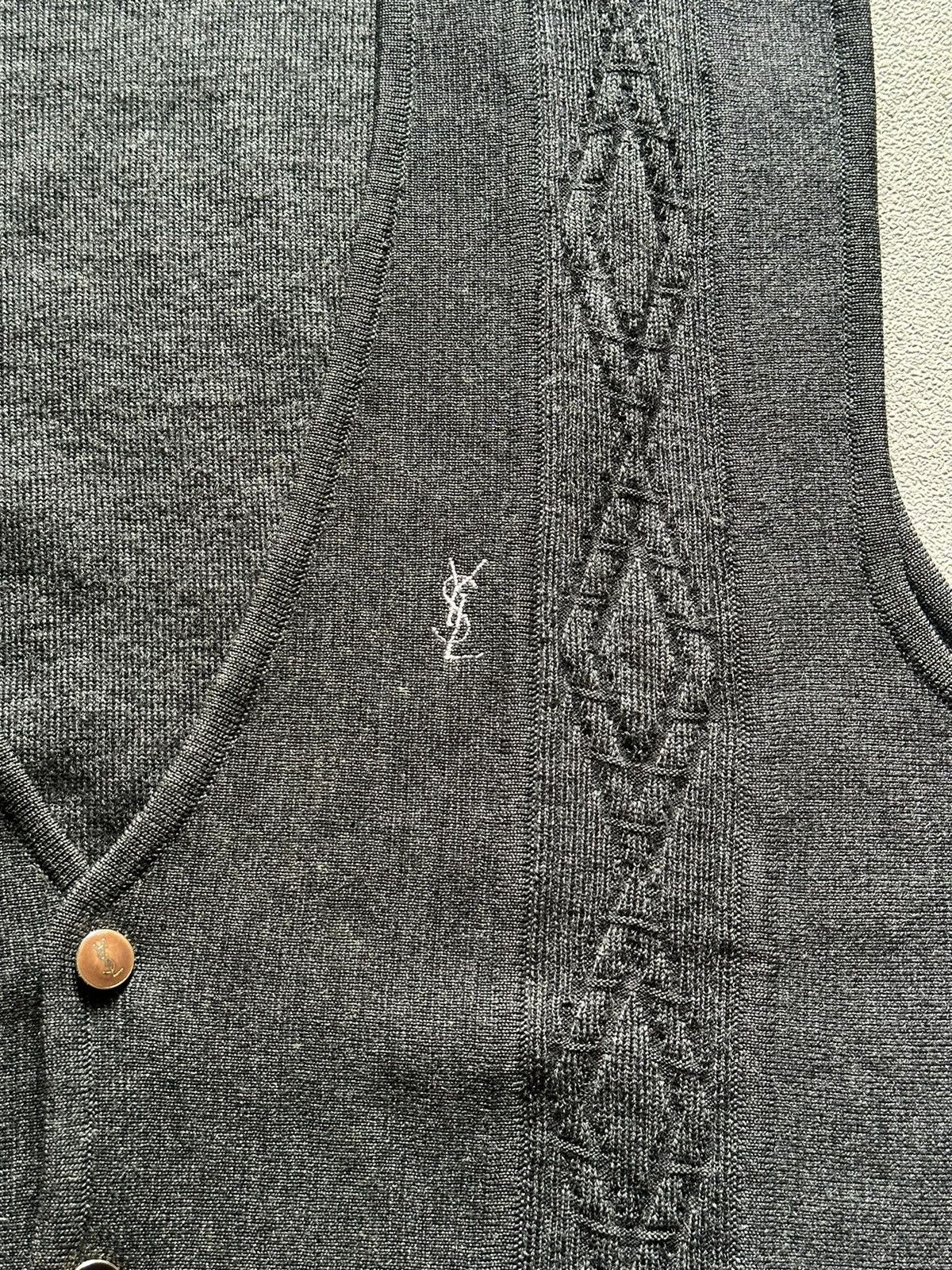 Saint Laurent Paris 90s Yves Saint Laurent Knit Wool Patterned Vest Size US M / EU 48-50 / 2 - 6 Thumbnail