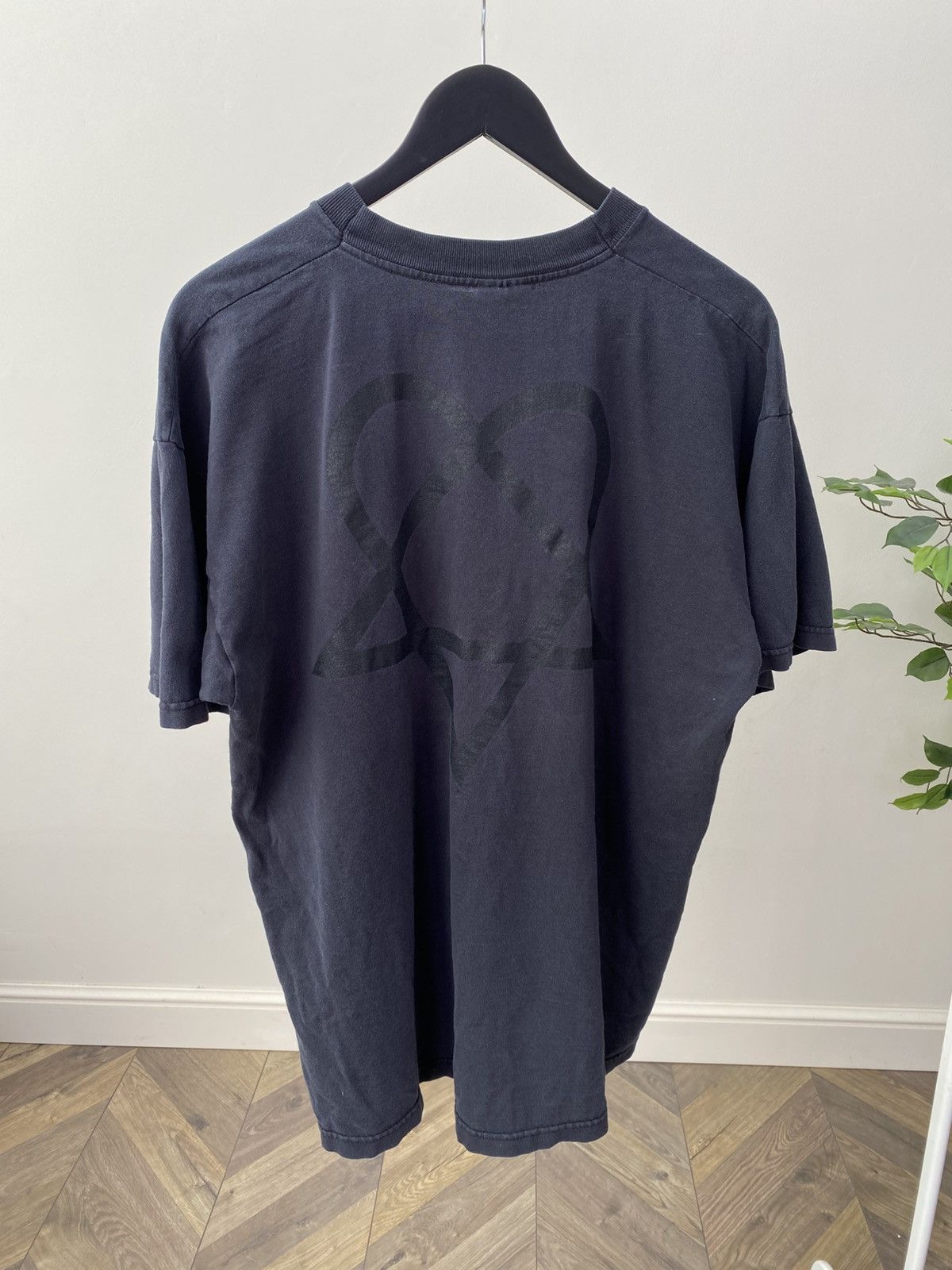 Marilyn Manson Vintage Marilyn Manson style Rare Faded T-Shirt Size US XL / EU 56 / 4 - 10 Thumbnail