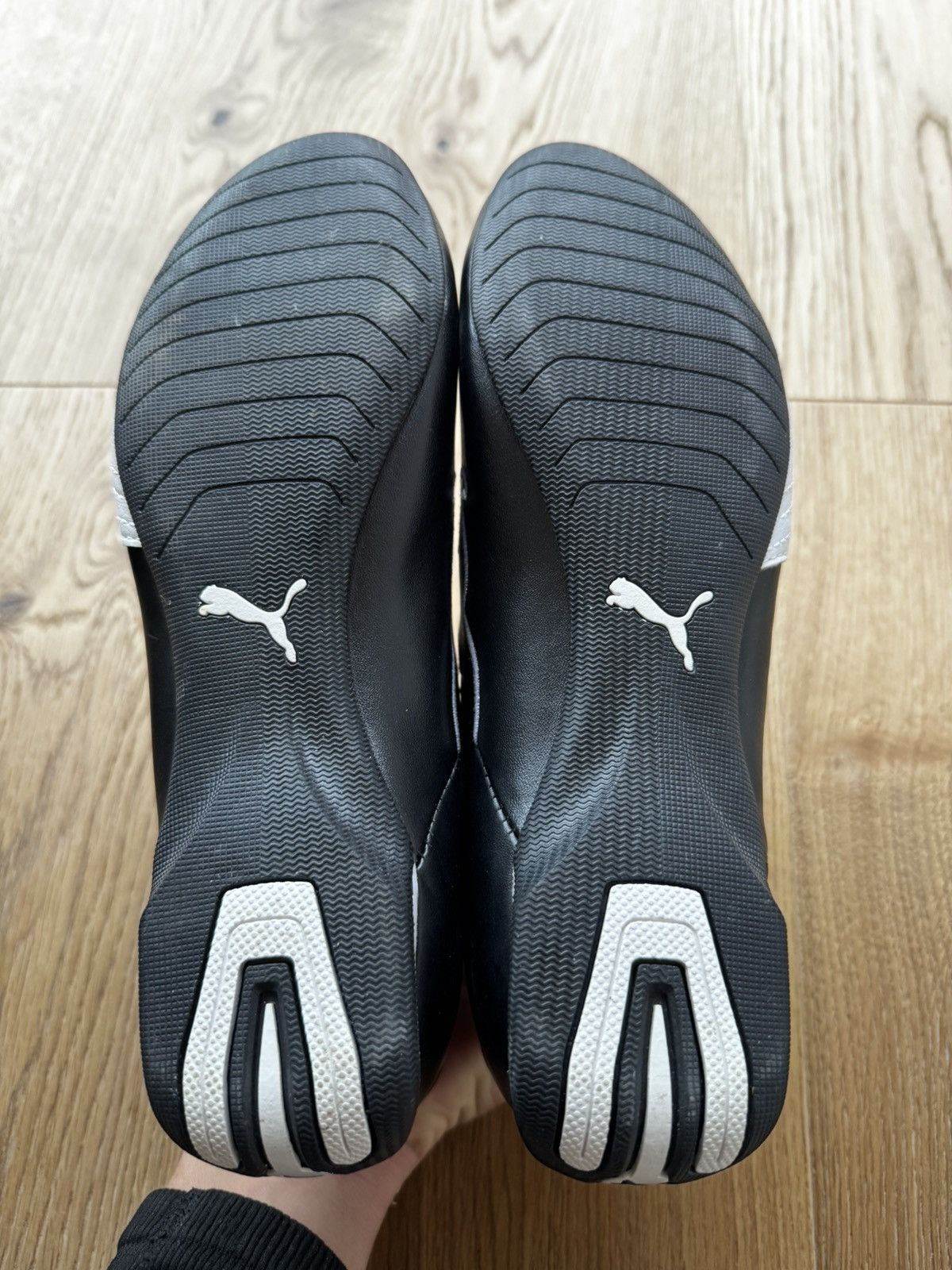 Ferrari × Puma Puma x Ferrari shoes vintage Size US 7 / EU 40 - 4 Thumbnail