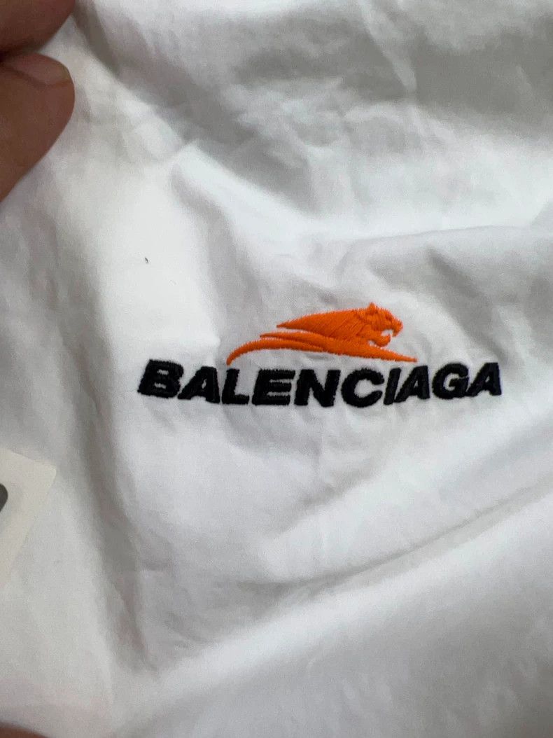 Balenciaga Balenciaga size 38 Year of the Tiger Limited shirt 2501-Nex Size US M / EU 48-50 / 2 - 5 Thumbnail