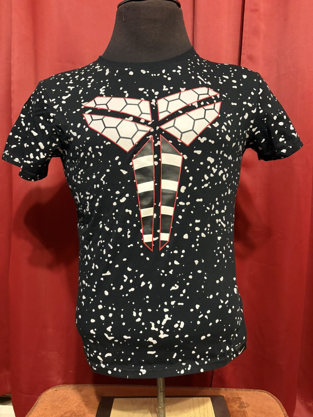 Nike Nike Kobe Bryant Tshirt y2k Splatter AOP Basketball Grail Size US M / EU 48-50 / 2 - 1 Thumbnail