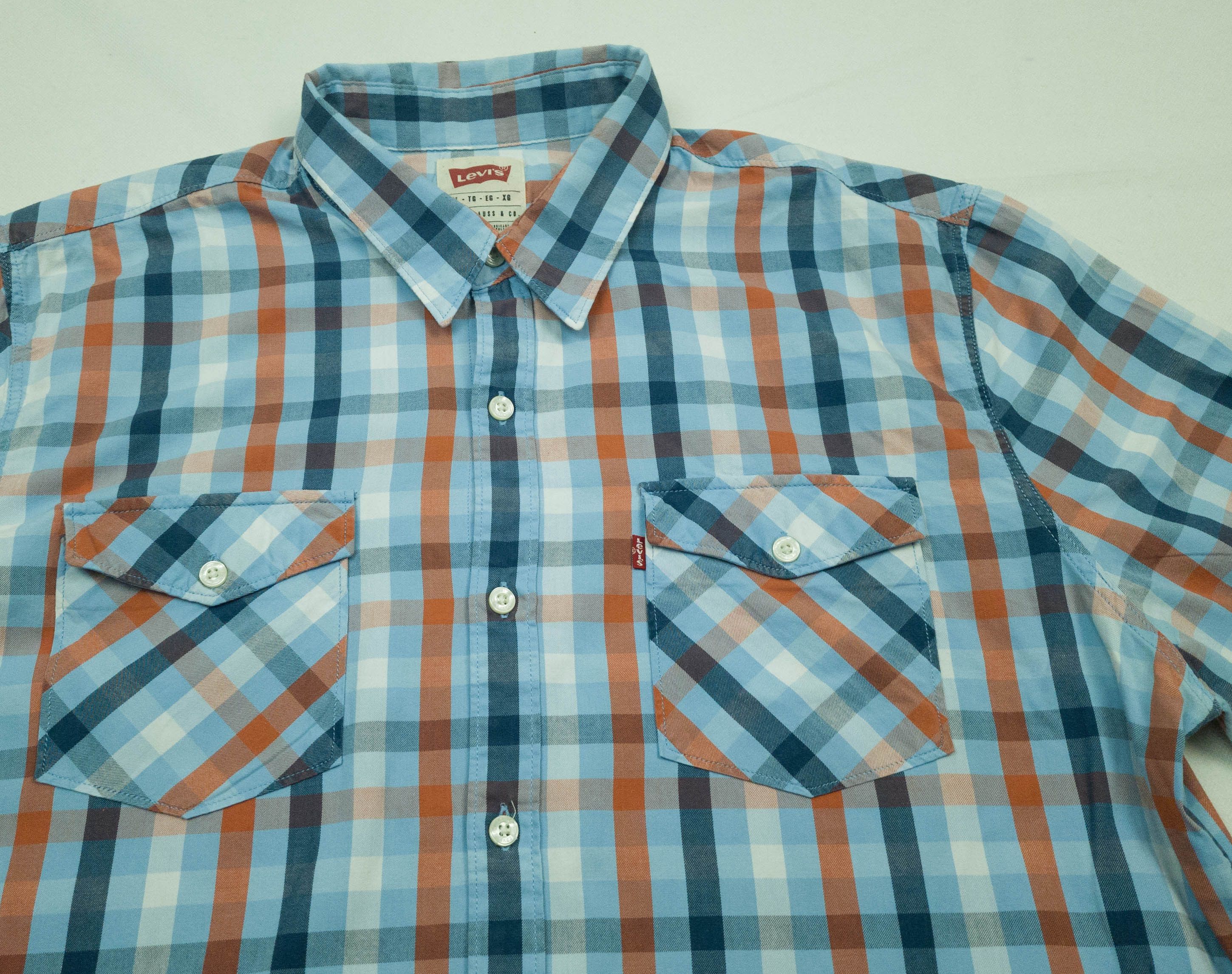 Levi's MENS Levi's SHIRT SHORT SLEEVE COTTON SIZE XL Size US XL / EU 56 / 4 - 5 Thumbnail
