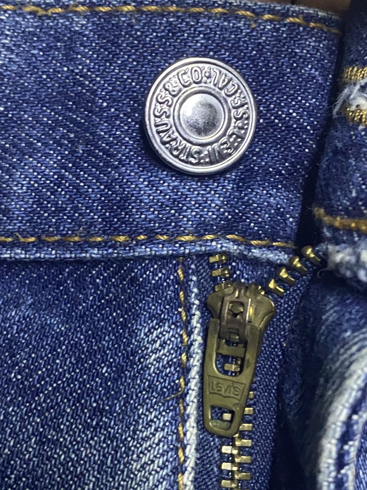 Levi's Vintage Levis 517 Mud Wash Distressed Bootcut Jeans Size US 29 - 12 Thumbnail