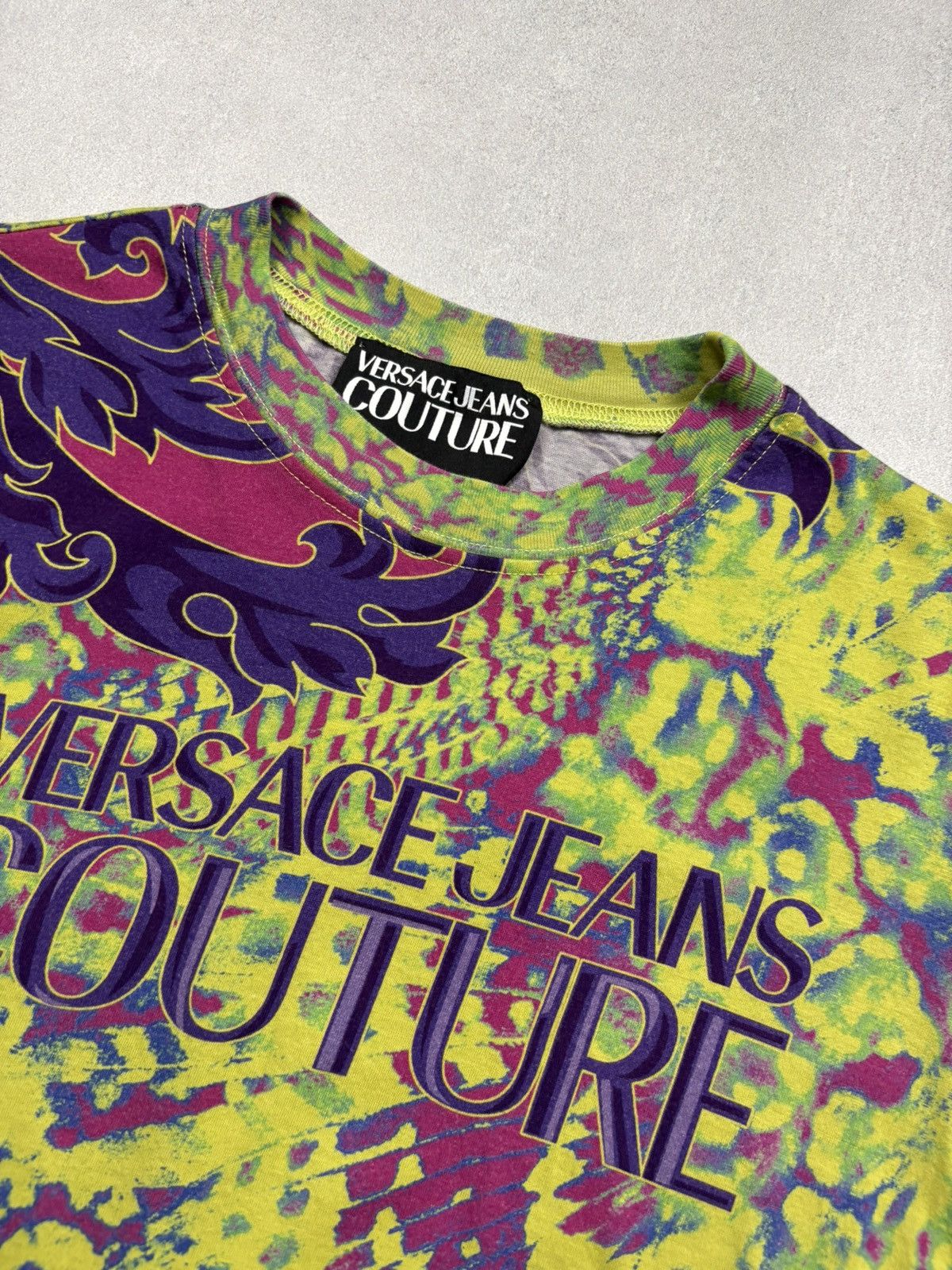 Versace Versace Jeans Couture All-Over Baroque Psychedelic T-Shirt M Size M / US 6-8 / IT 42-44 - 5 Thumbnail