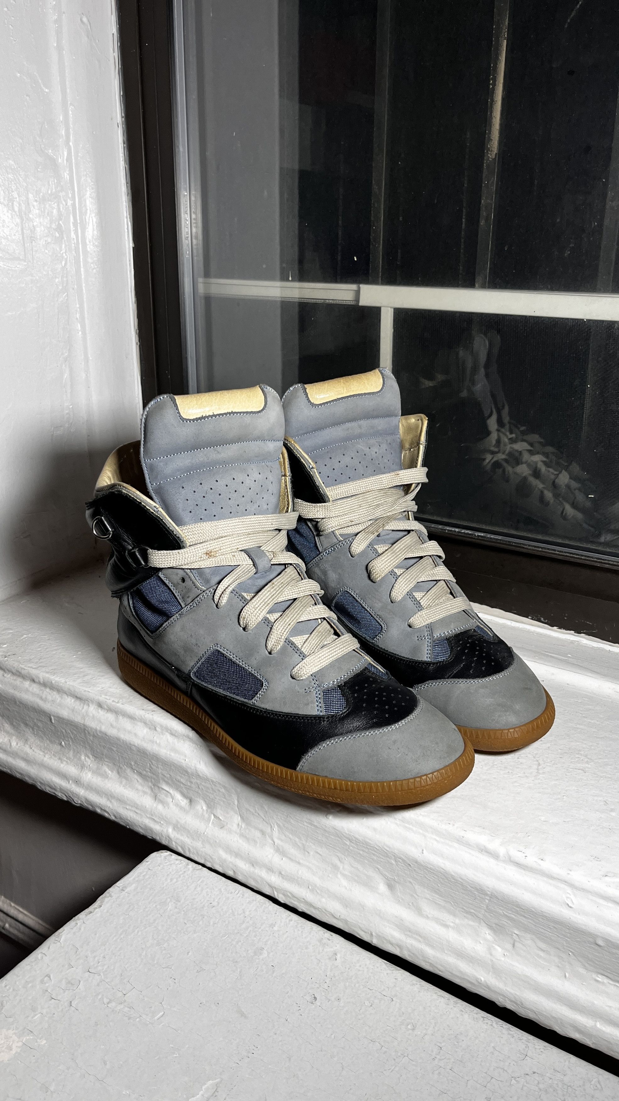 Maison Margiela Maison Margiela Hi Top Sneaker Blue suede | Grailed