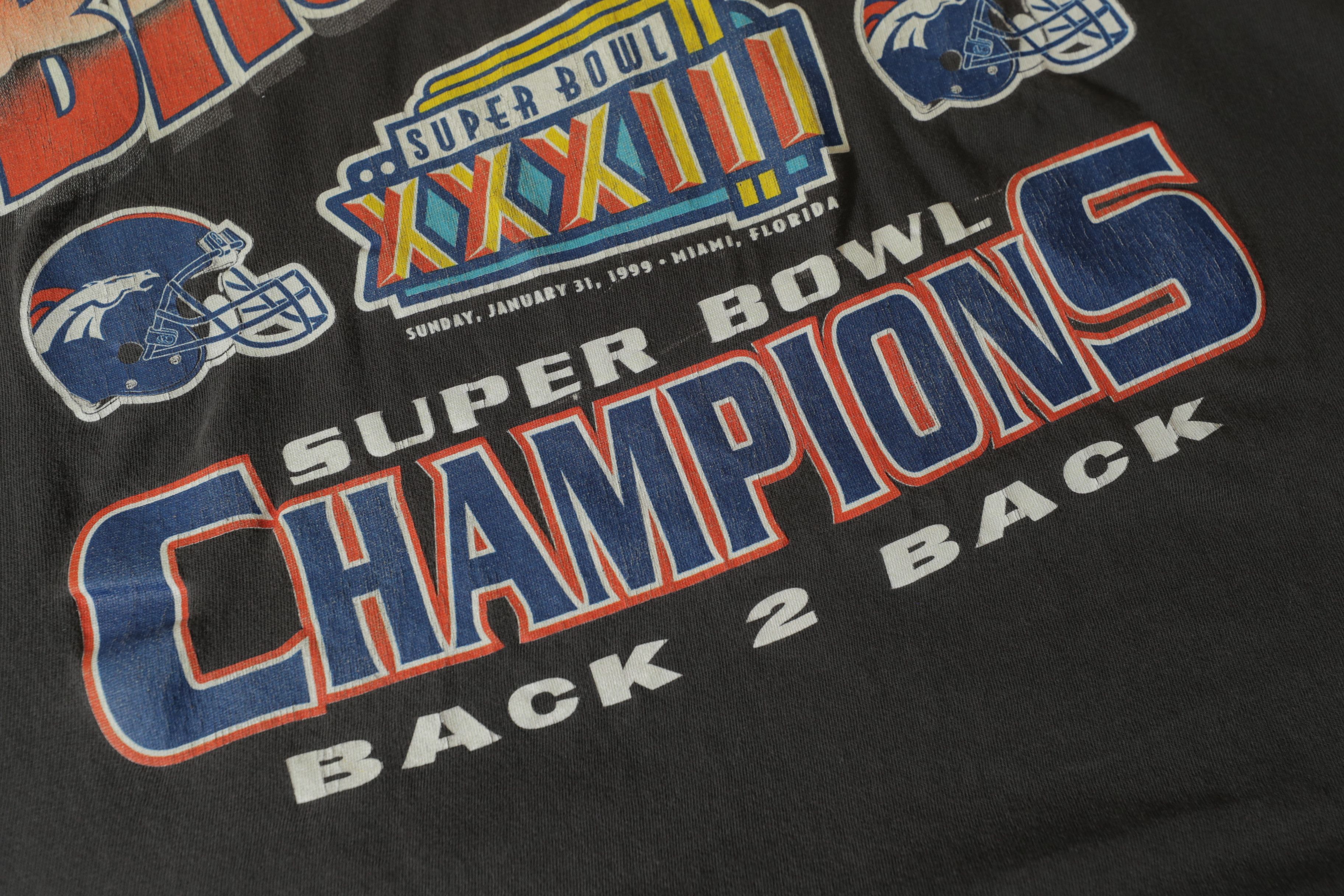 Vintage Denver Broncos Superbowl 1999 Back to Back Champions (XL) Size US XL / EU 56 / 4 - 6 Thumbnail